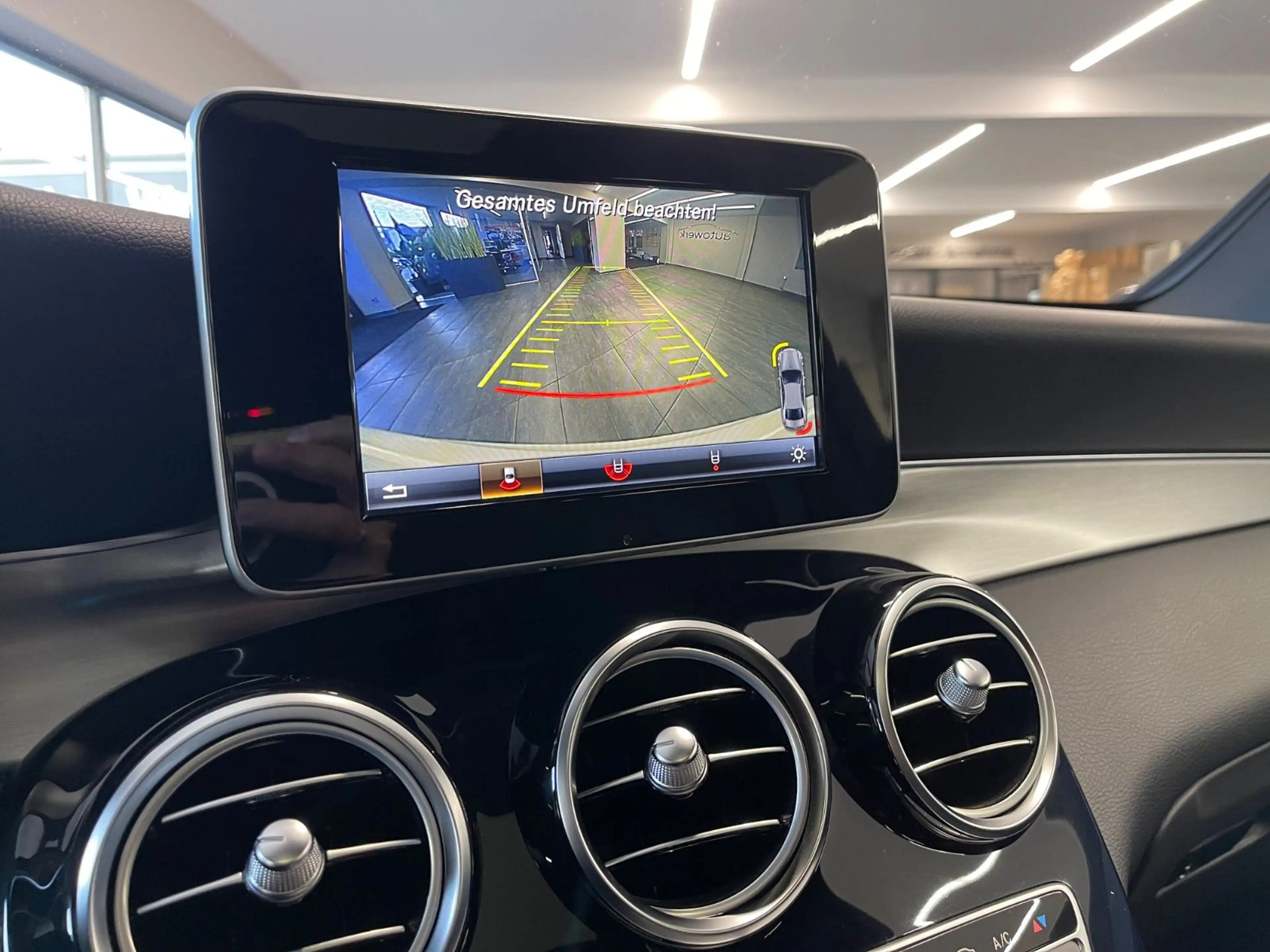 Mercedes-Benz GLC 220 d Coupe 4Matic AMG Line*9G/GSD/LED/Leder — photo 15