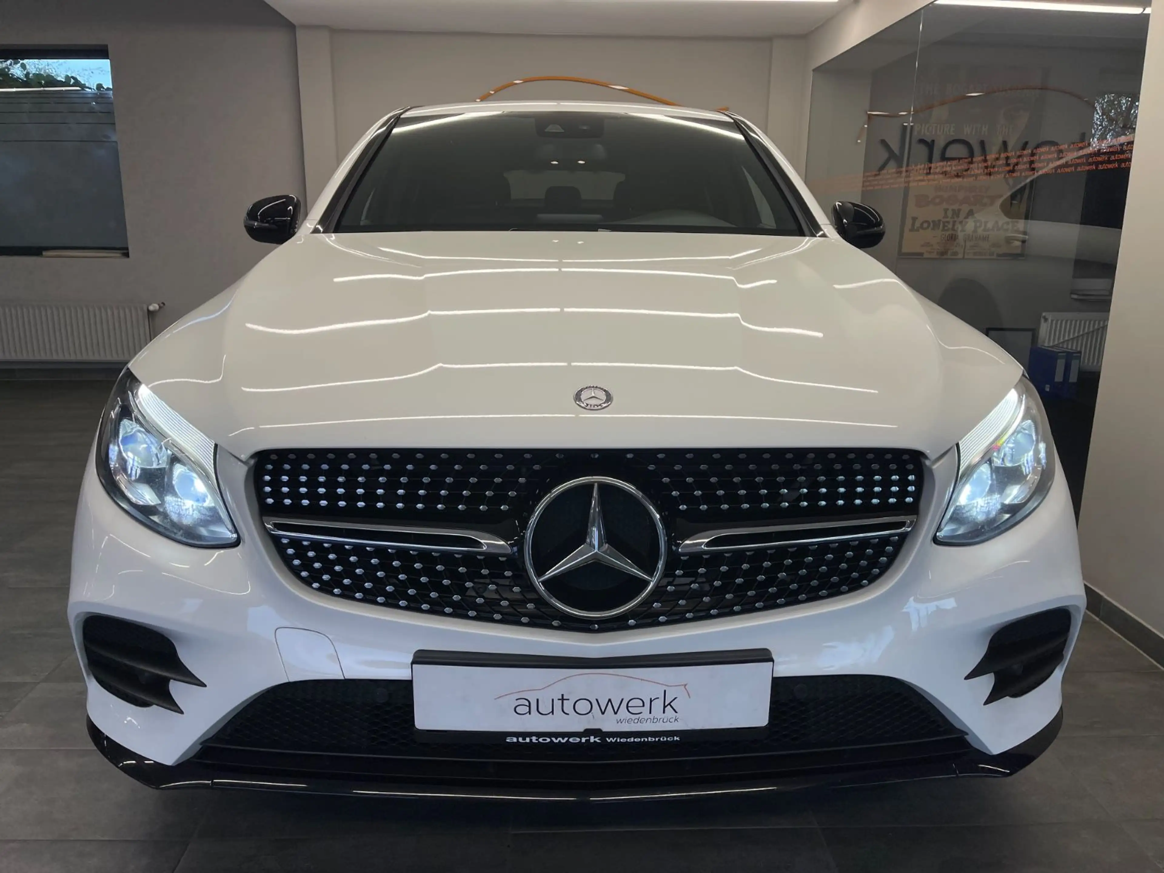 Mercedes-Benz GLC 220 d Coupe 4Matic AMG Line*9G/GSD/LED/Leder — photo 2