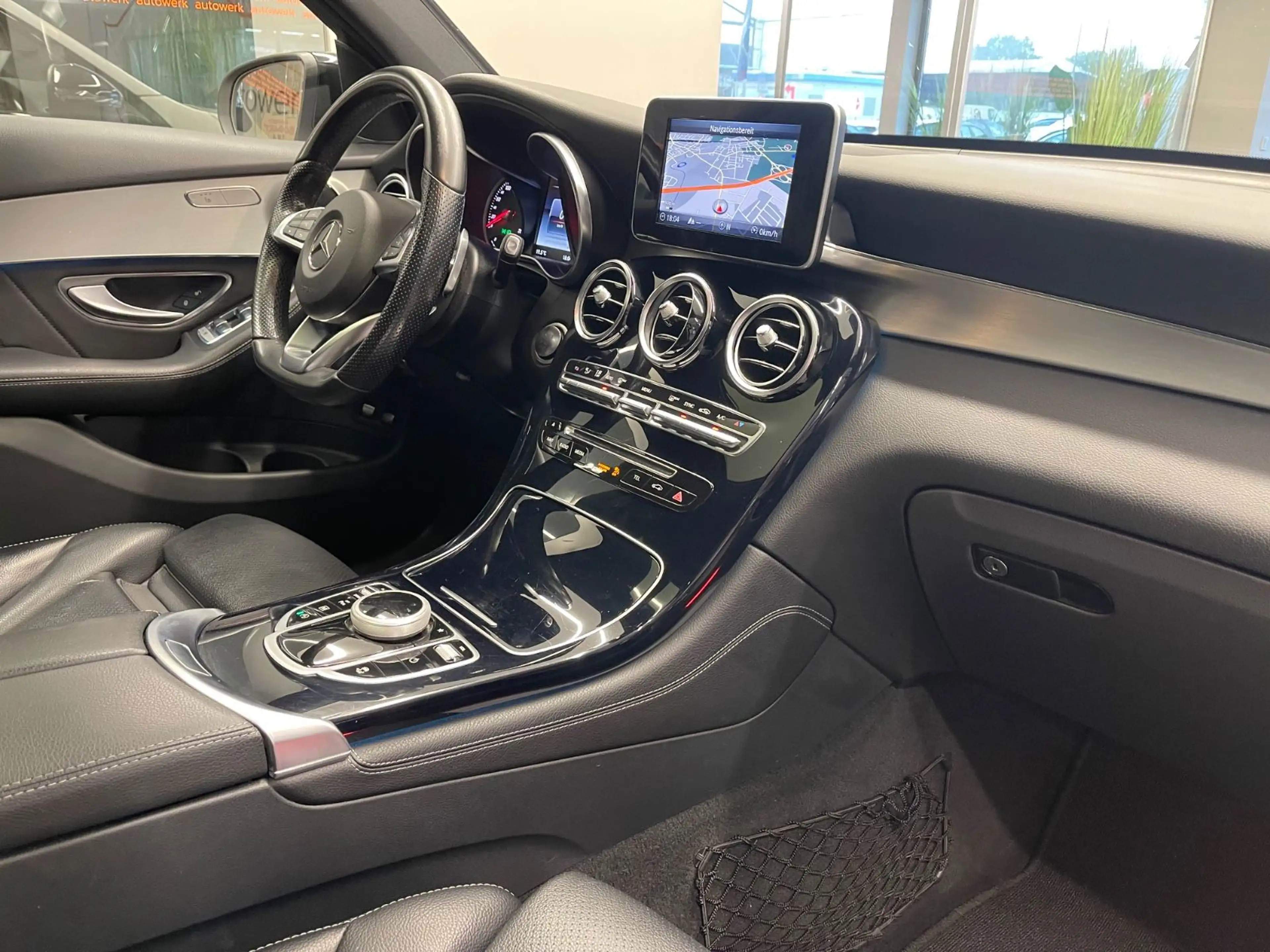 Mercedes-Benz GLC 220 d Coupe 4Matic AMG Line*9G/GSD/LED/Leder — photo 12