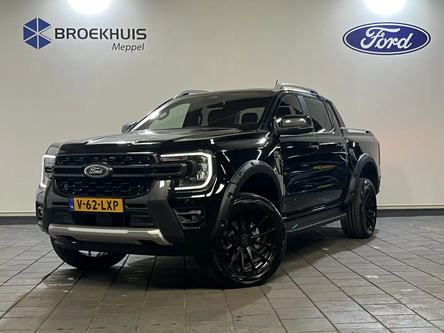 Ford Ranger Wildtrak Plug-in Dubbel Cabine Demo Edition | Wiel Zwart - 2