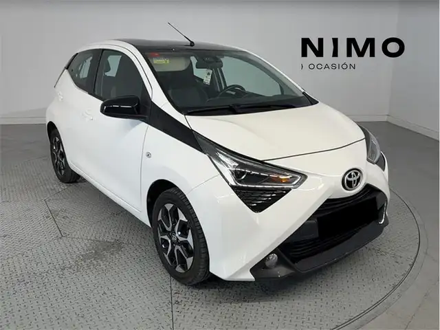 Toyota Aygo 70 x-play