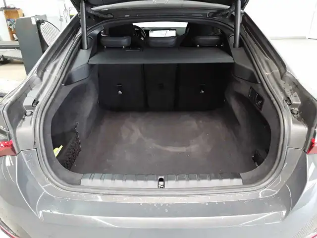 BMW 4 Series view 2