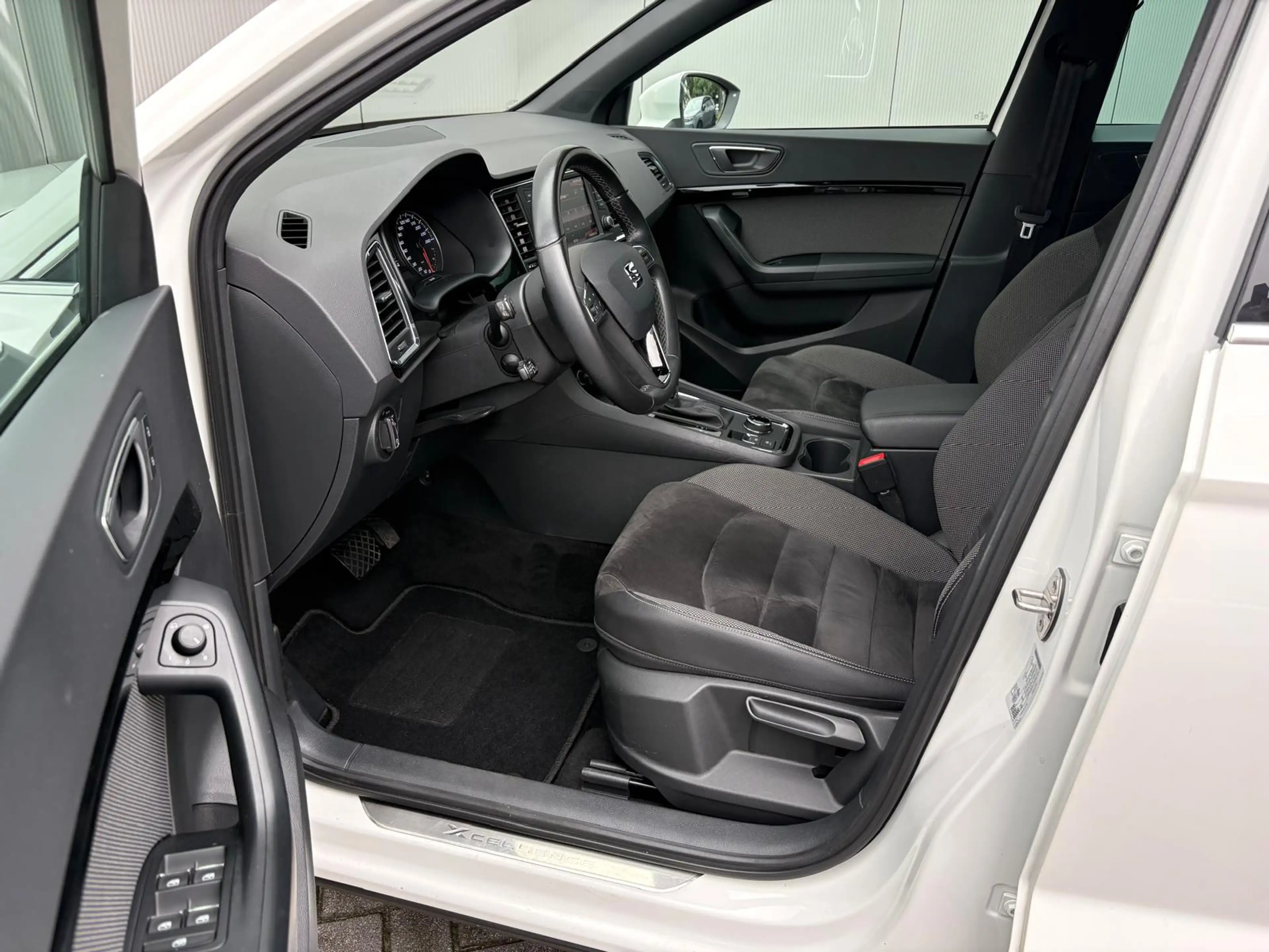 SEAT Ateca 1.4 EcoTSI Xcellence Trekhaak/Elektr.-klep/Winter- — photo 6
