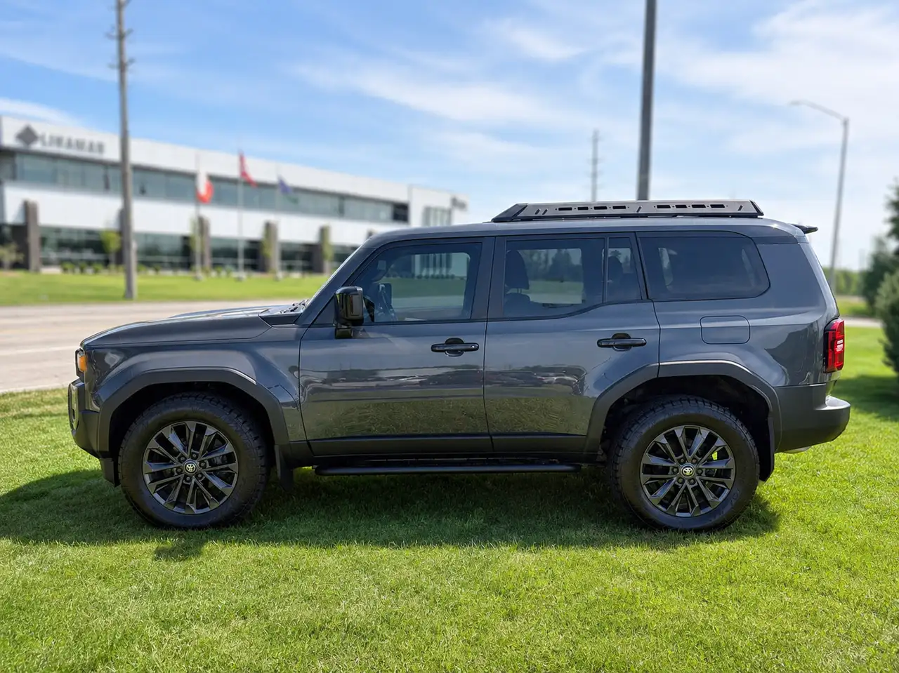 Toyota Land Cruiser снимка Toyota Land Cruiser