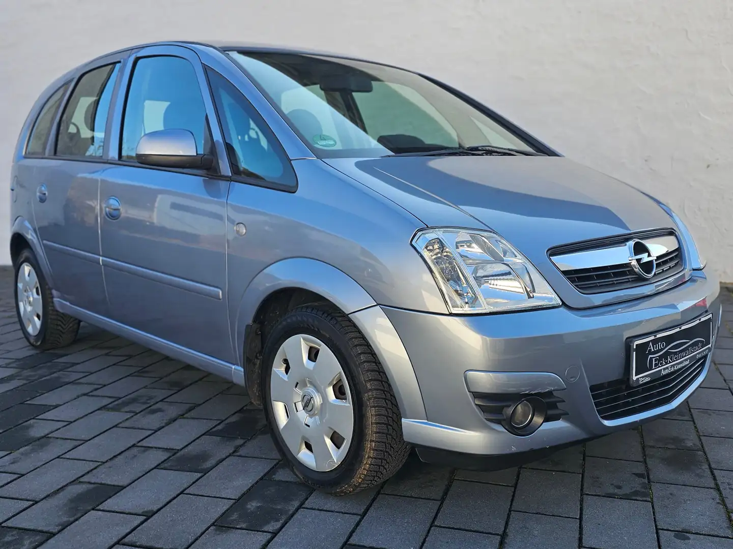 Opel Meriva OPEL MERIVA*Edition*1,6 16V*1.HAND*NAVI! Grau - 1
