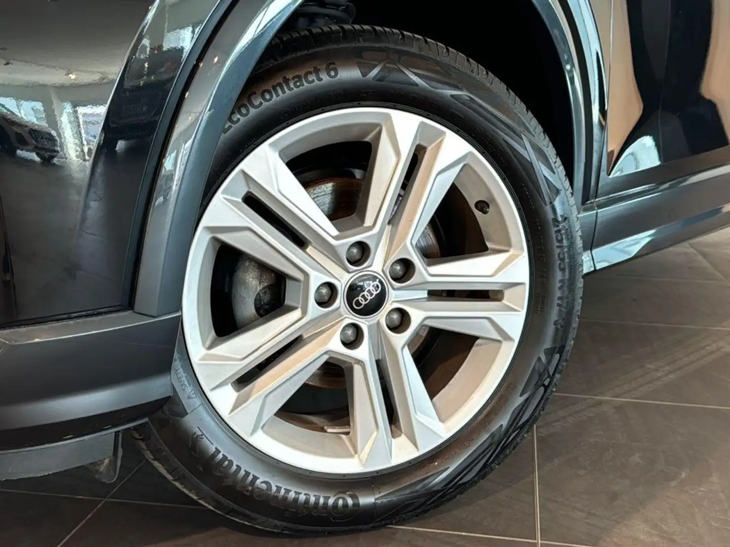 Audi Q2 30 TFSI Advanced 81kW Negro - 2