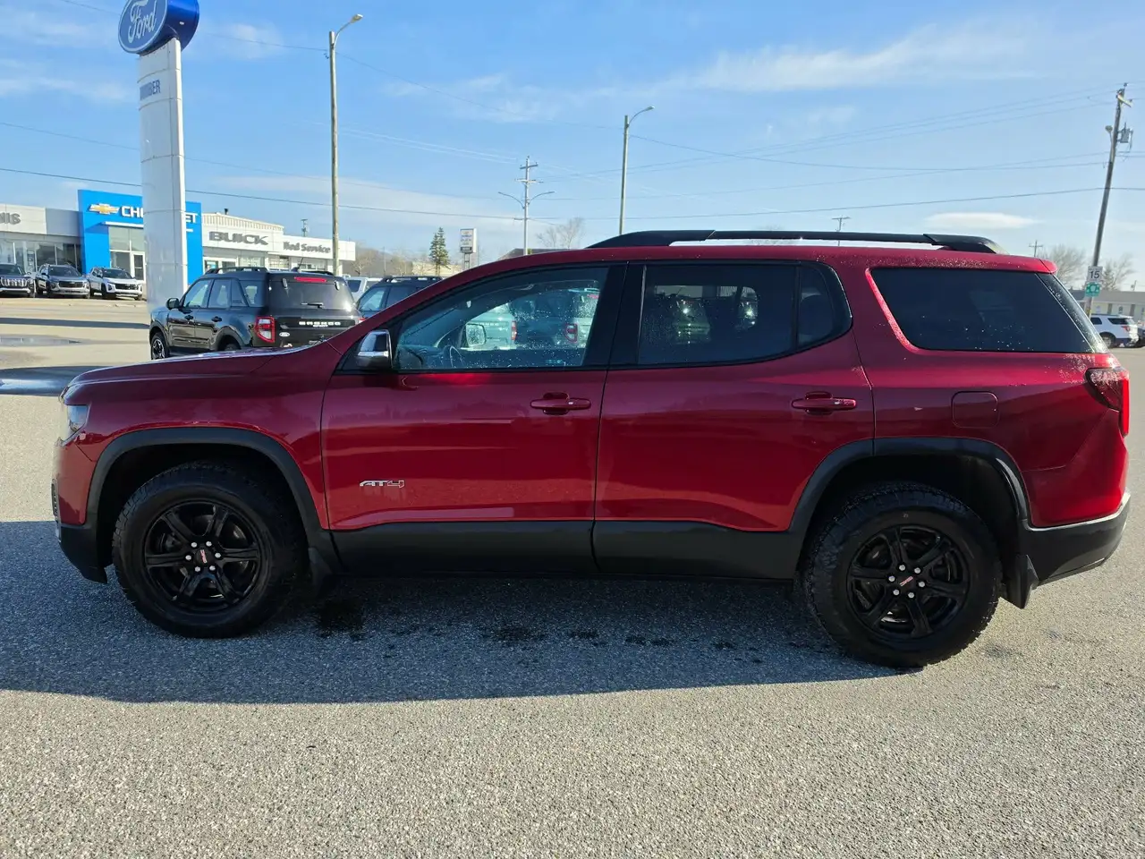 GMC Acadia снимка GMC Acadia