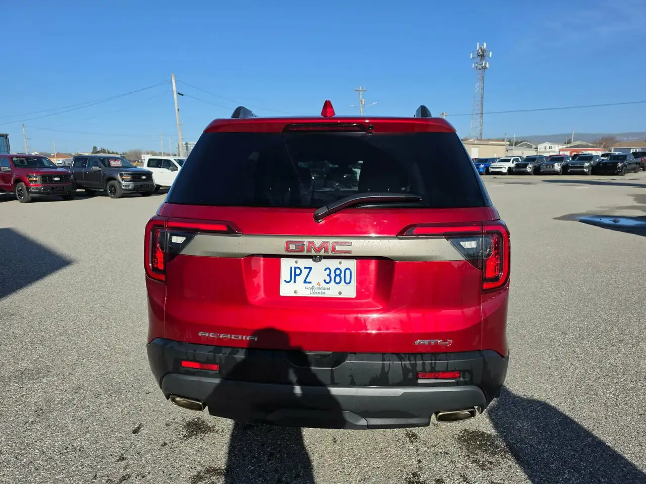 GMC Acadia снимка GMC Acadia