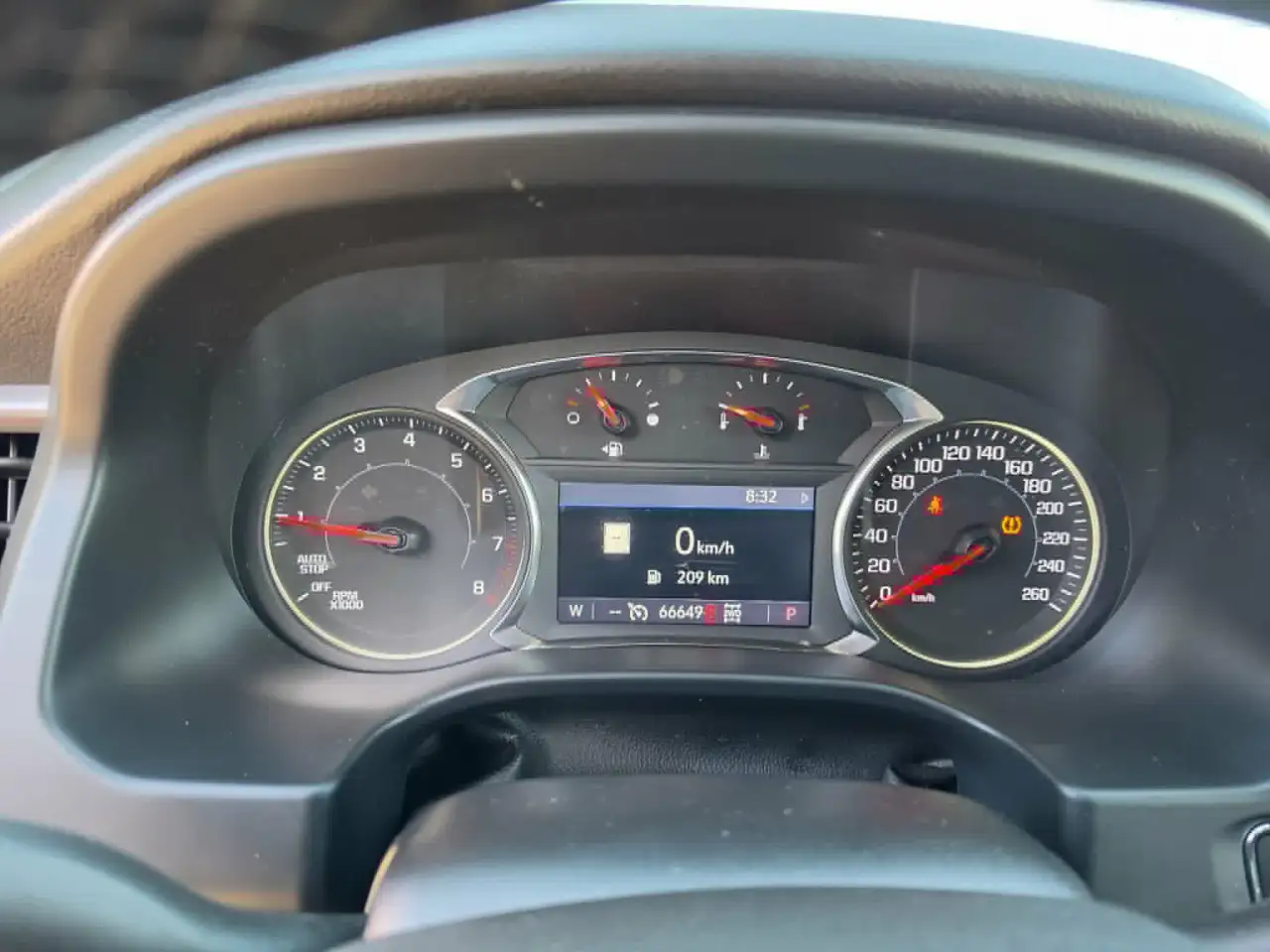 GMC Acadia снимка GMC Acadia