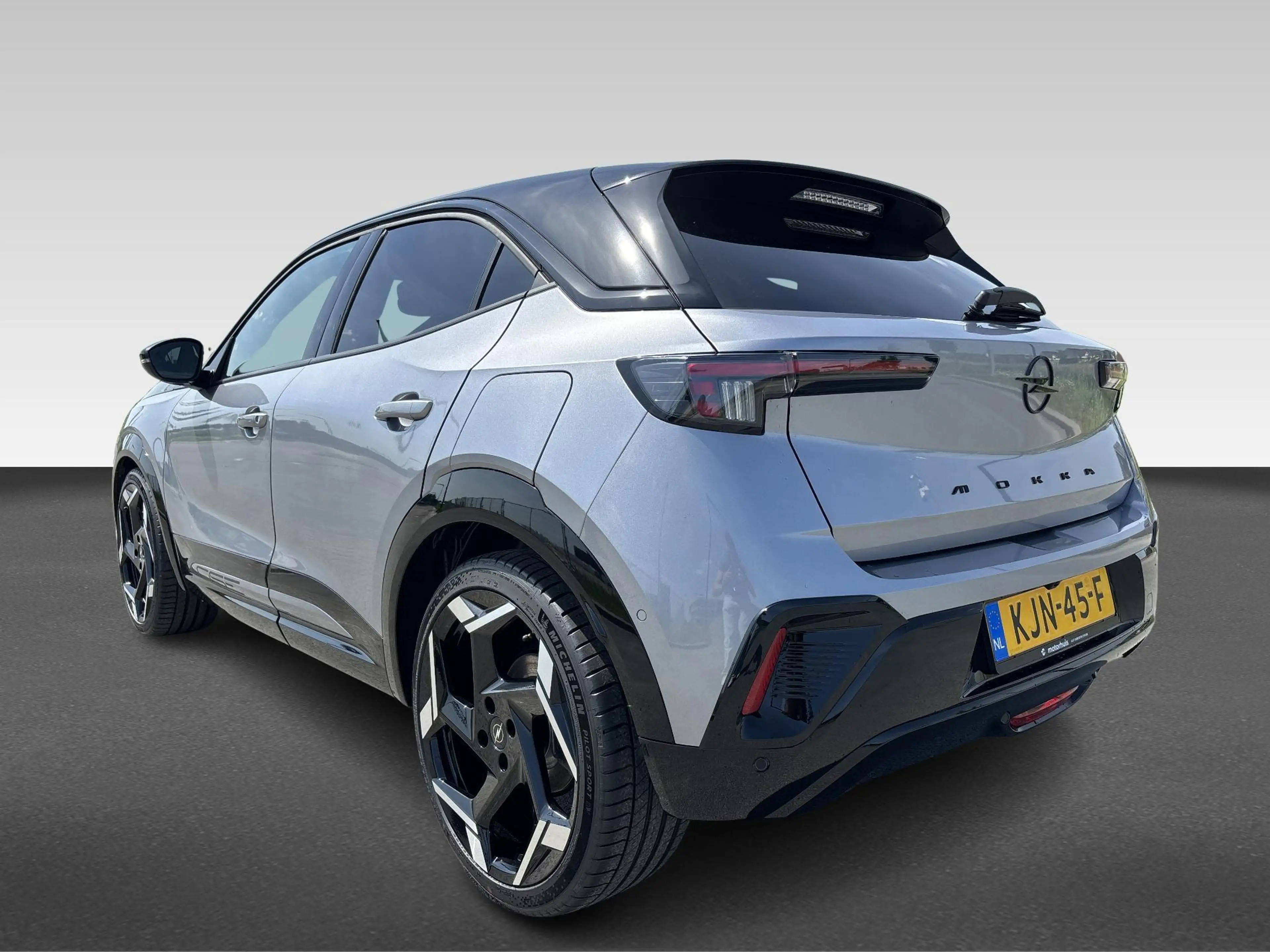 Opel Mokka-E Electric GSE 54 kWh — photo 2