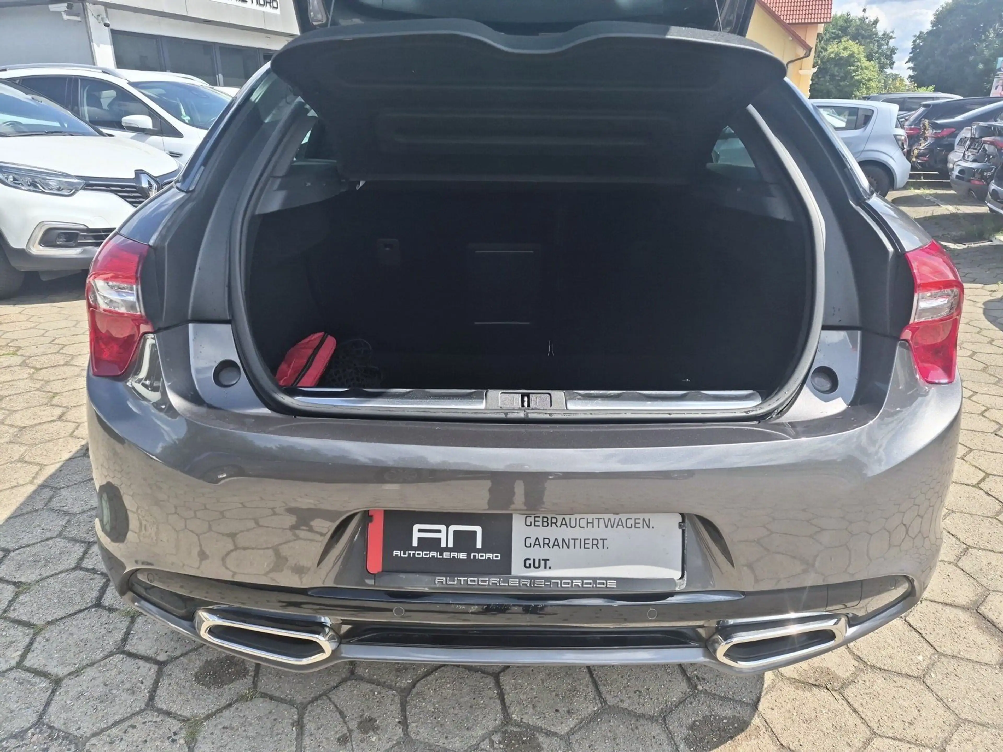 DS Automobiles DS 5 DS5  1.Hd+HUD+Automatik+Pano+Leder — photo 10
