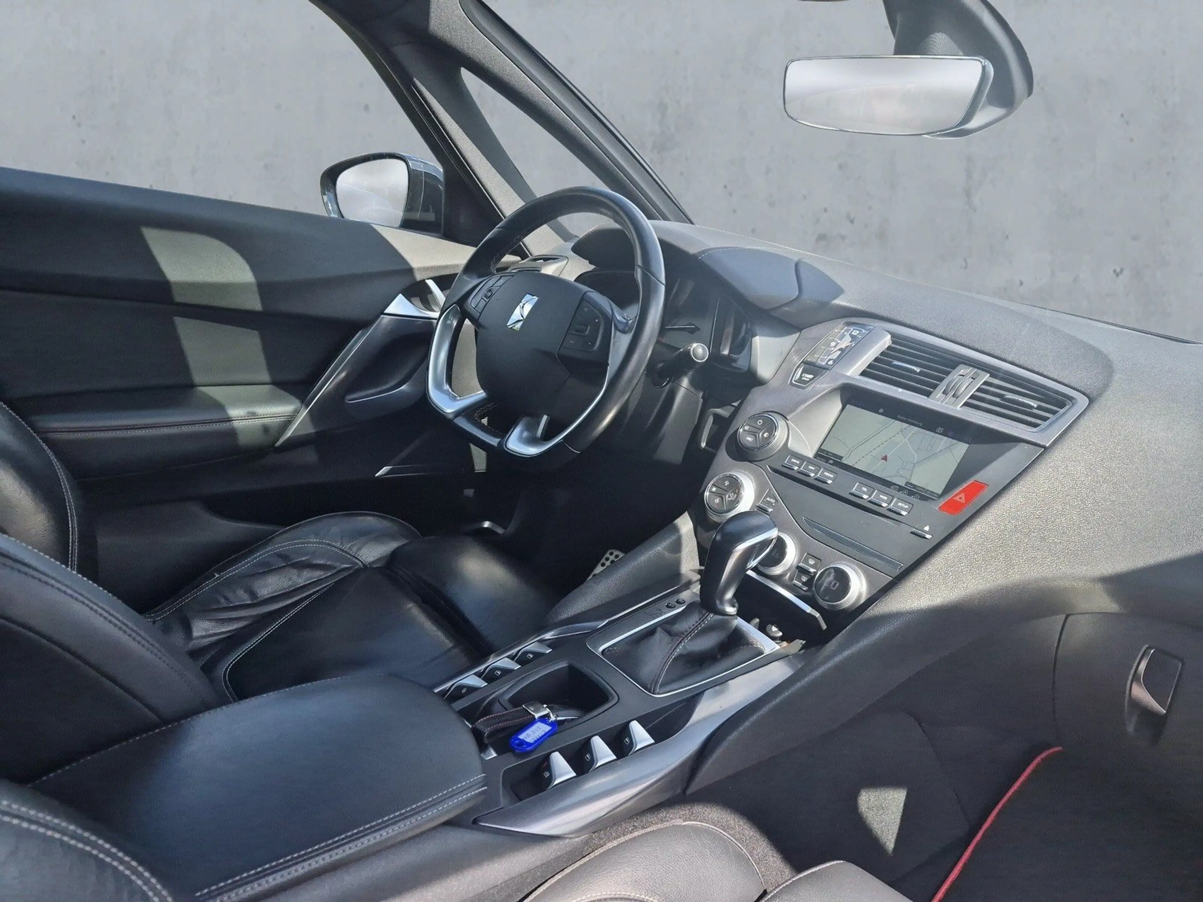 DS Automobiles DS 5 DS5  1.Hd+HUD+Automatik+Pano+Leder — photo 14