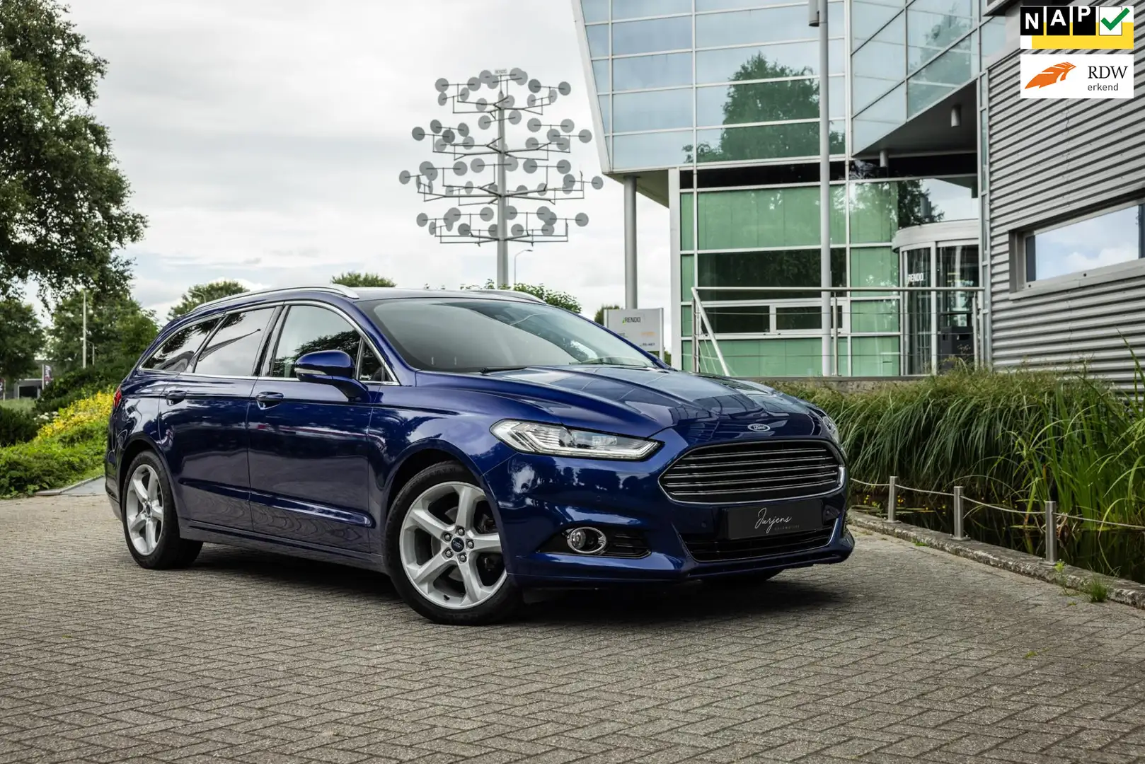 Ford Mondeo Wagon 1.5 Titanium (160pk) Lage KM - Dealer onderh Blauw - 1