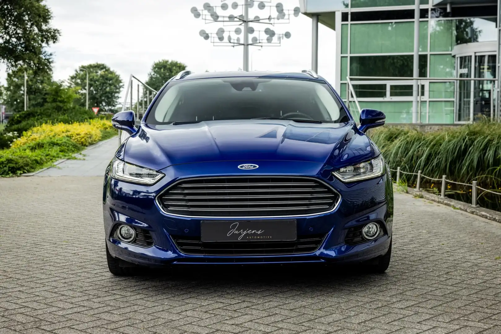 Ford Mondeo Wagon 1.5 Titanium (160pk) Lage KM - Dealer onderh Blauw - 2