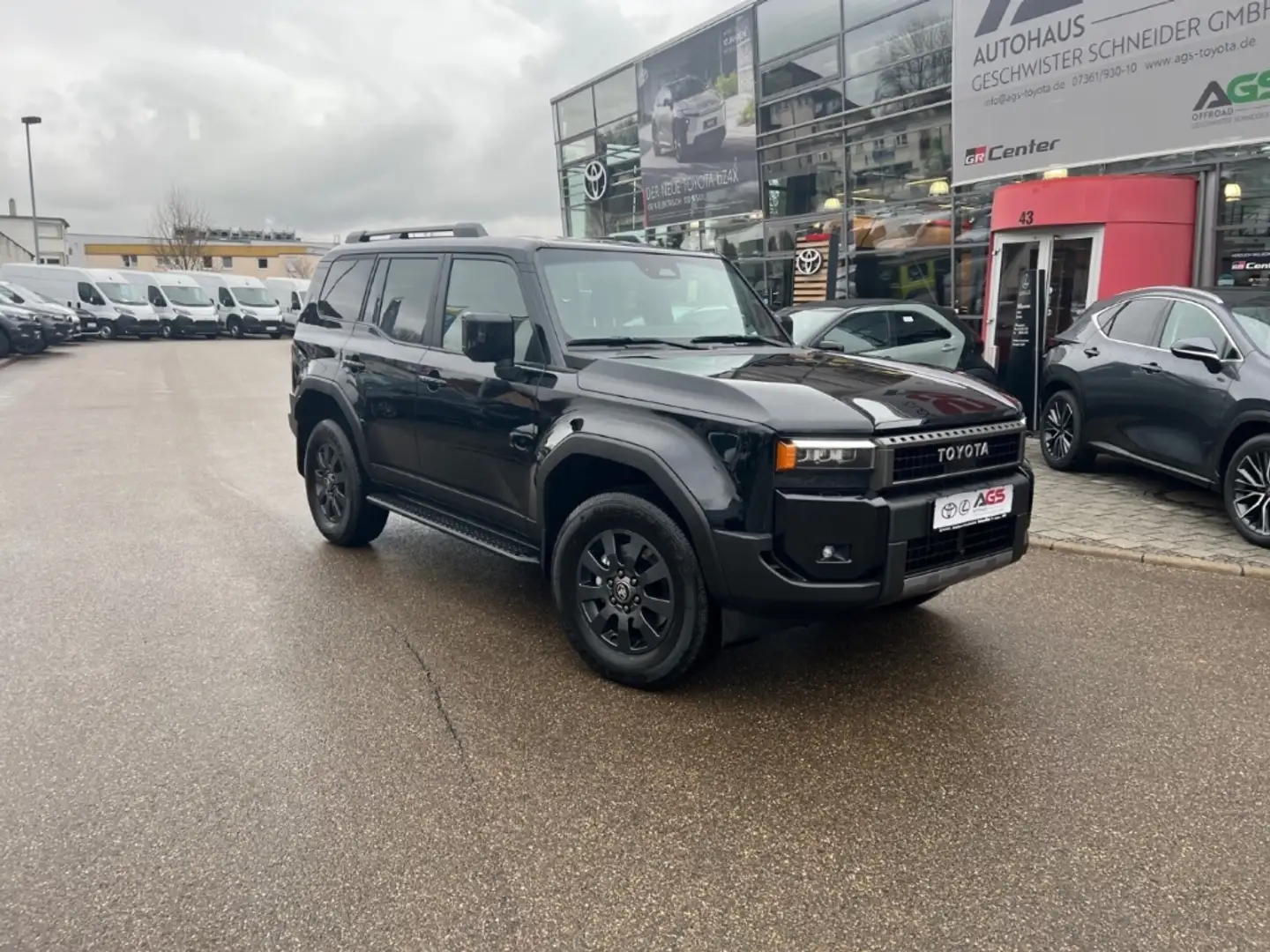 Toyota Land Cruiser 2,8l Diesel Mild Hybrid Executive 205PS - ON Stock Schwarz - 2