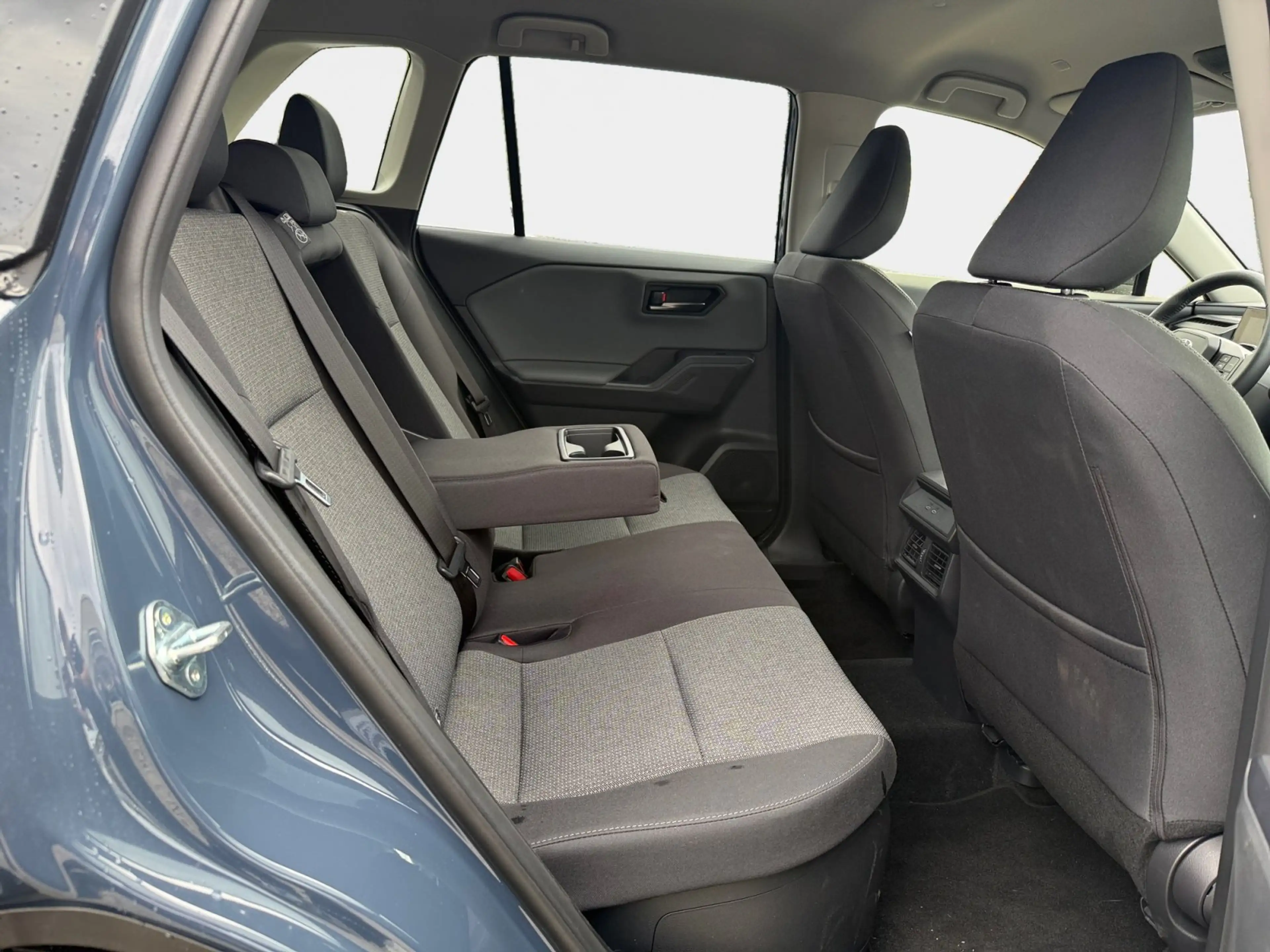Toyota RAV 4 RAV4 5-Türer Teamplayer 2.5 Hybrid Automatikgetr — photo 11