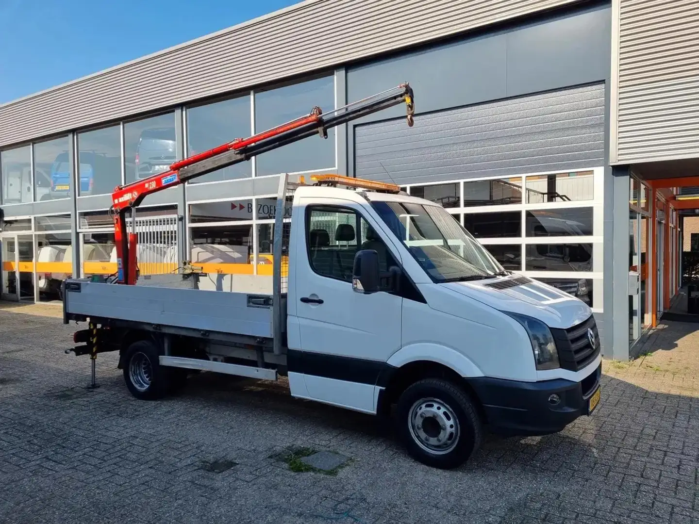 Volkswagen Crafter 2.0 TDI 46 Pick up / Maxilift Kraan 1800 KG / Euro White - 1