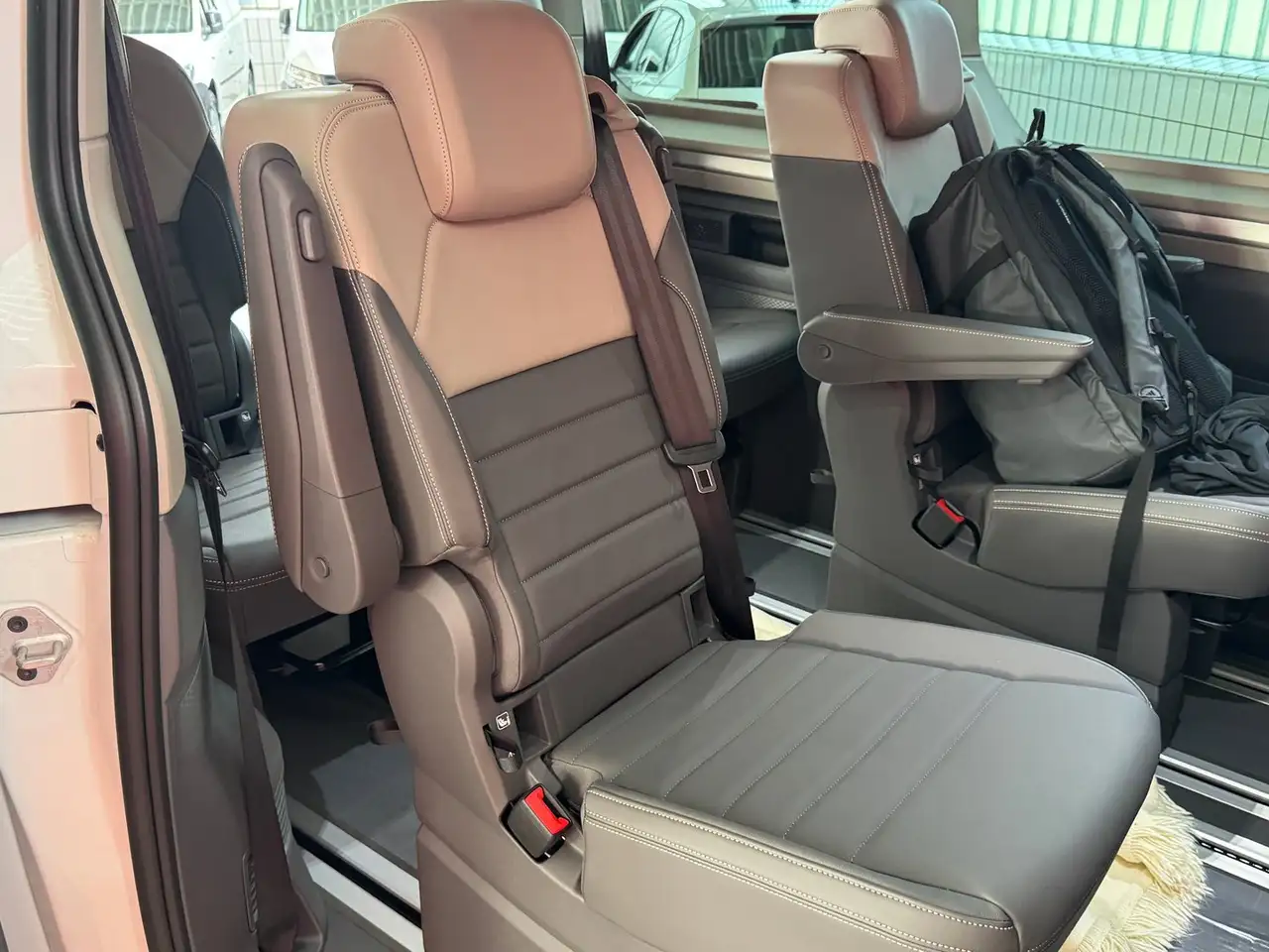 Volkswagen T7 Multivan 2026 — фото 10