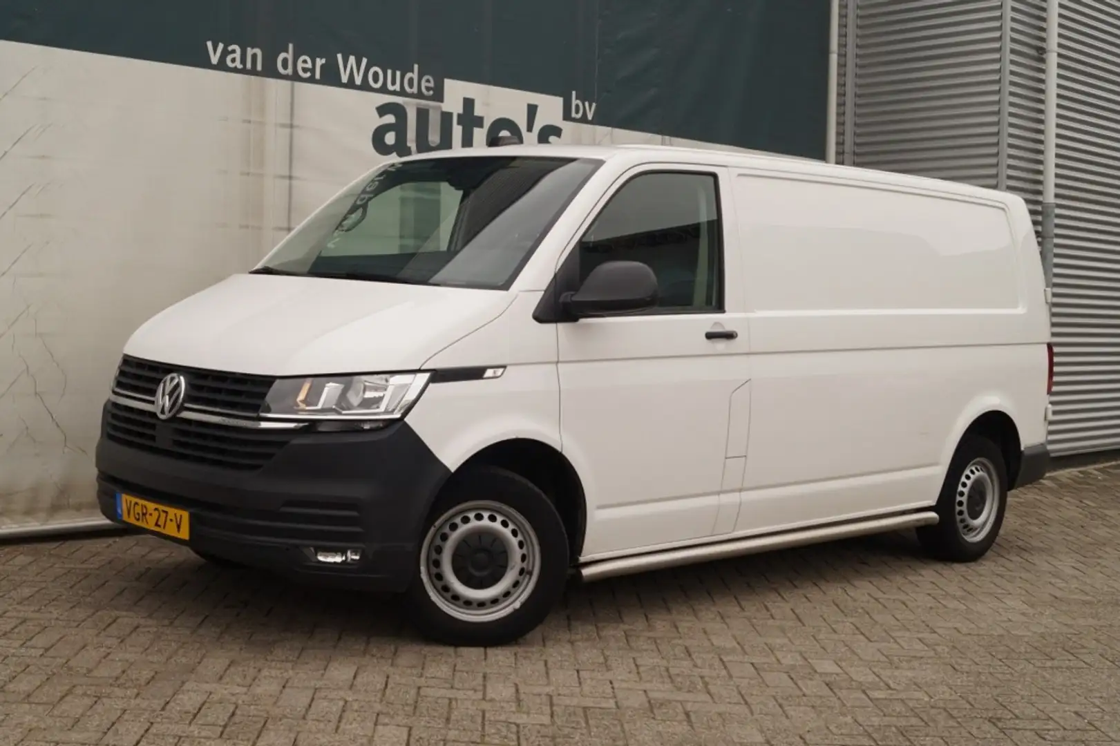 Volkswagen Transporter 2.0 TDI L2-H1 Comfortline -AIRCO-PDC-CRUISE- Wit - 2