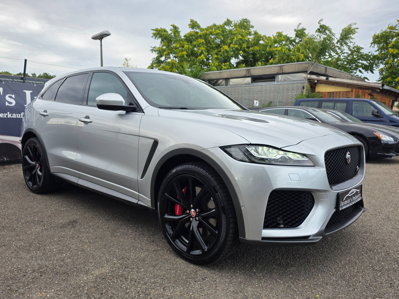 Jaguar F-Pace SVR AWD Schalen Sitze Panoramadach Kamera — photo 3