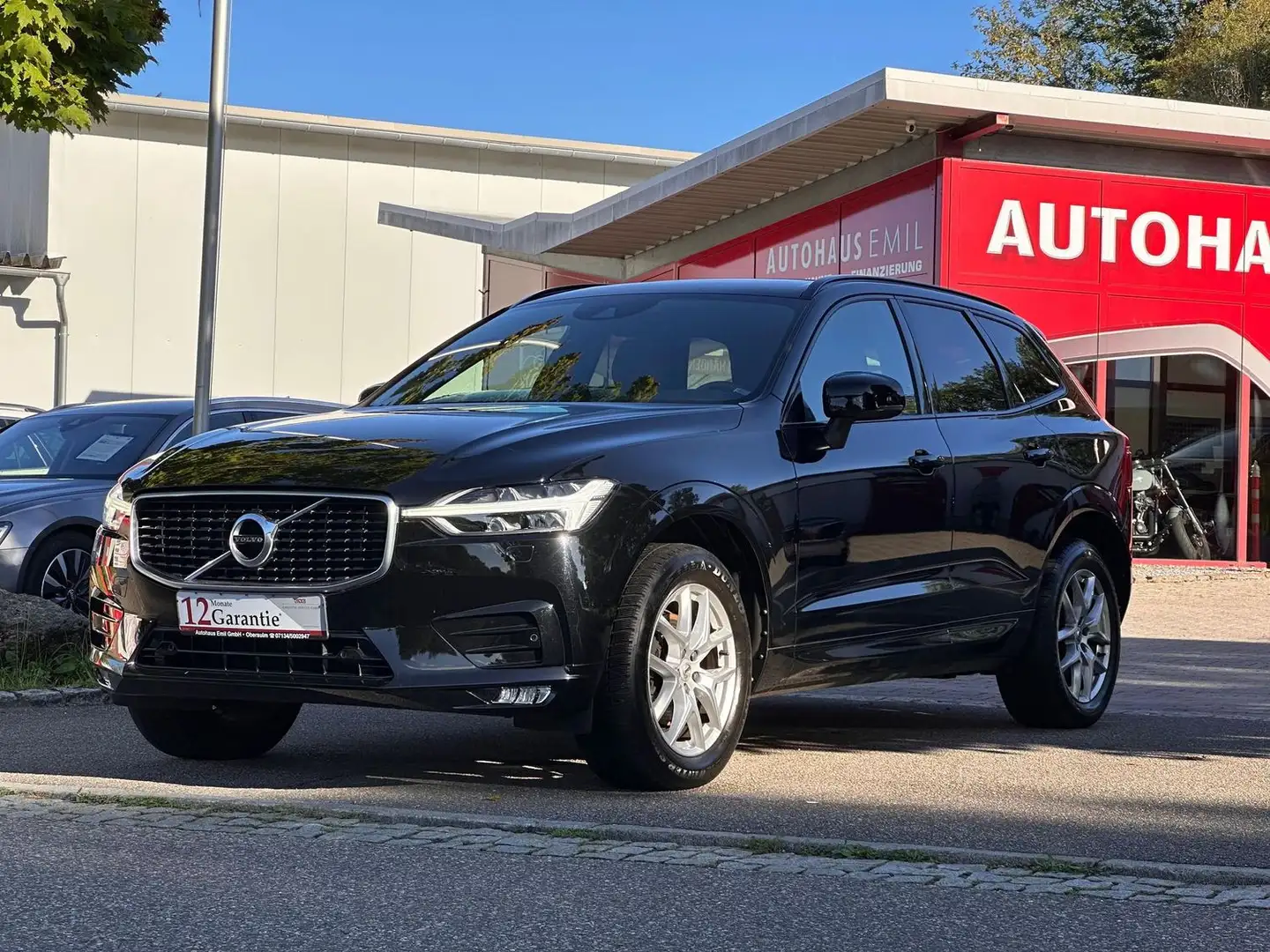 Volvo XC60 R Design 2WD/Kamera/Navi/AppleCarPlay Noir - 1