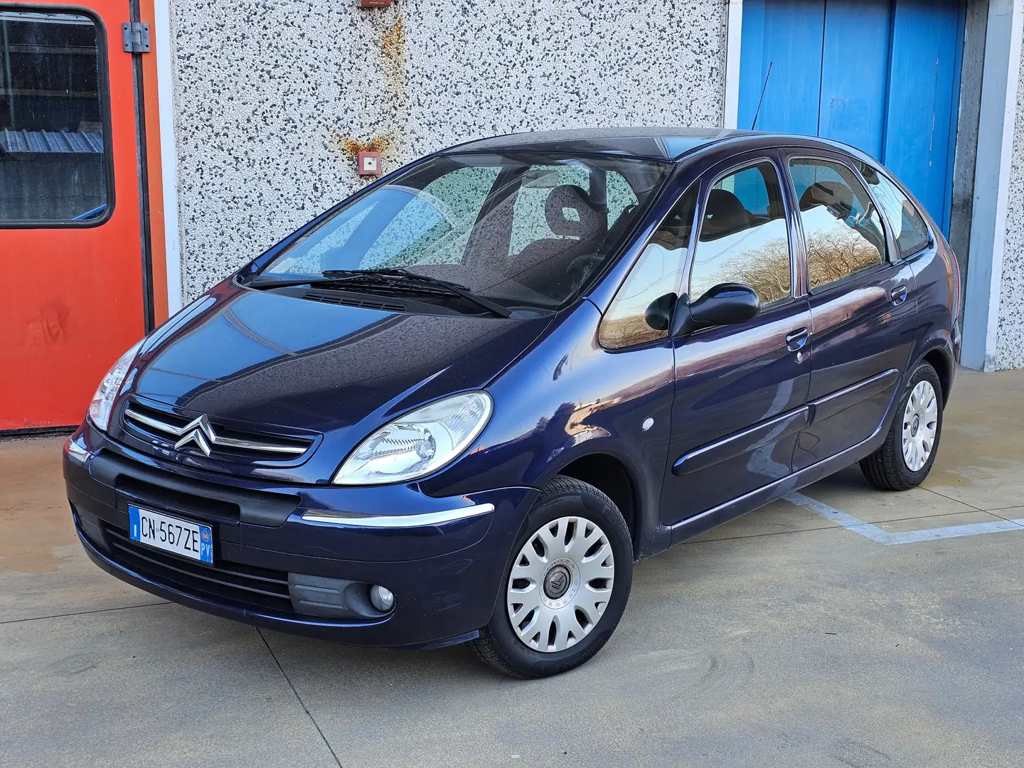 Citroen Xsara Xsara Picasso 1.8 16v Exclusive c/TA Azul - 1