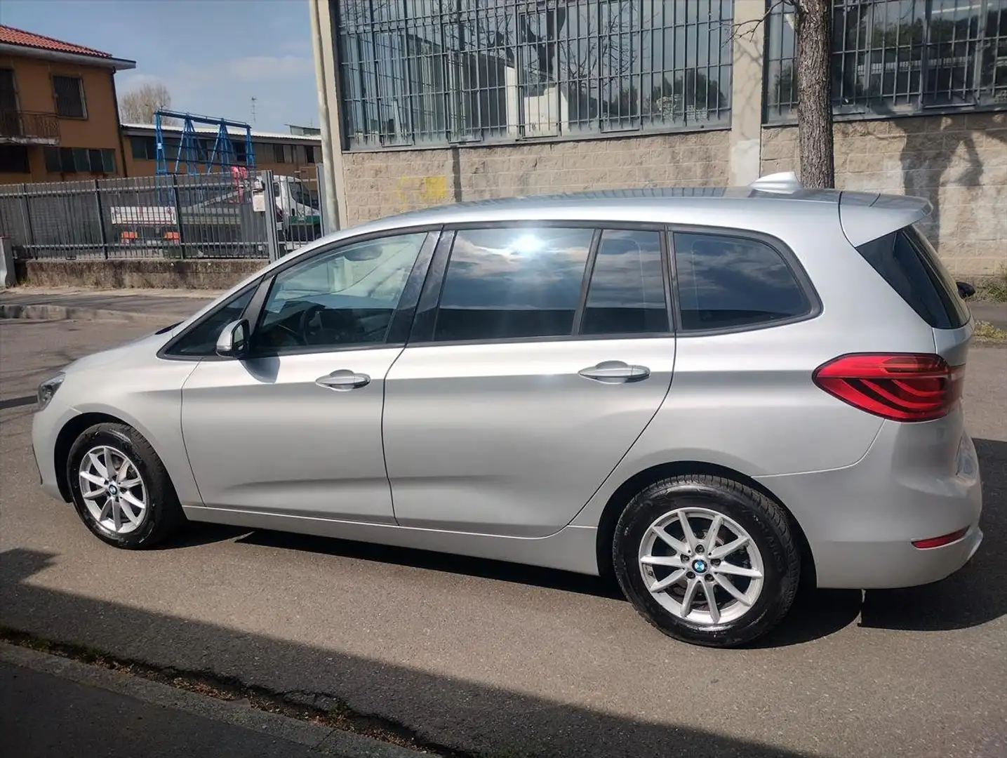 BMW 216 BMW 216d Gran Tourer 7posti Euro 6D-Temp Grigio - 2