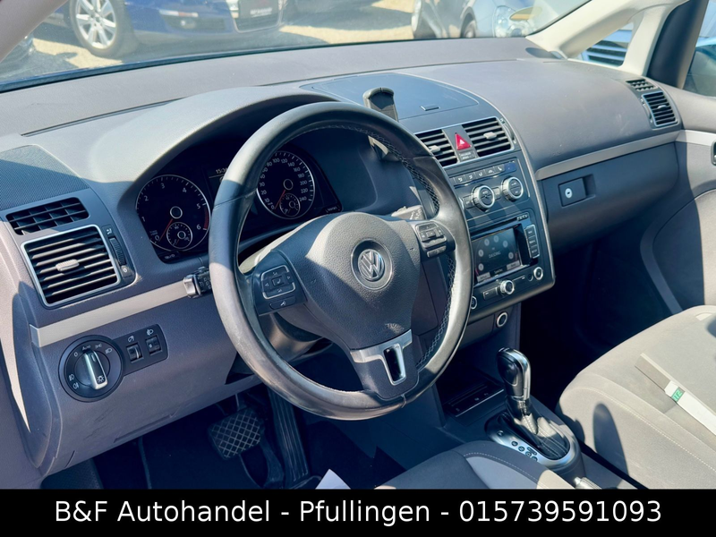 Volkswagen Touran Life 7 Sitzer — photo 15