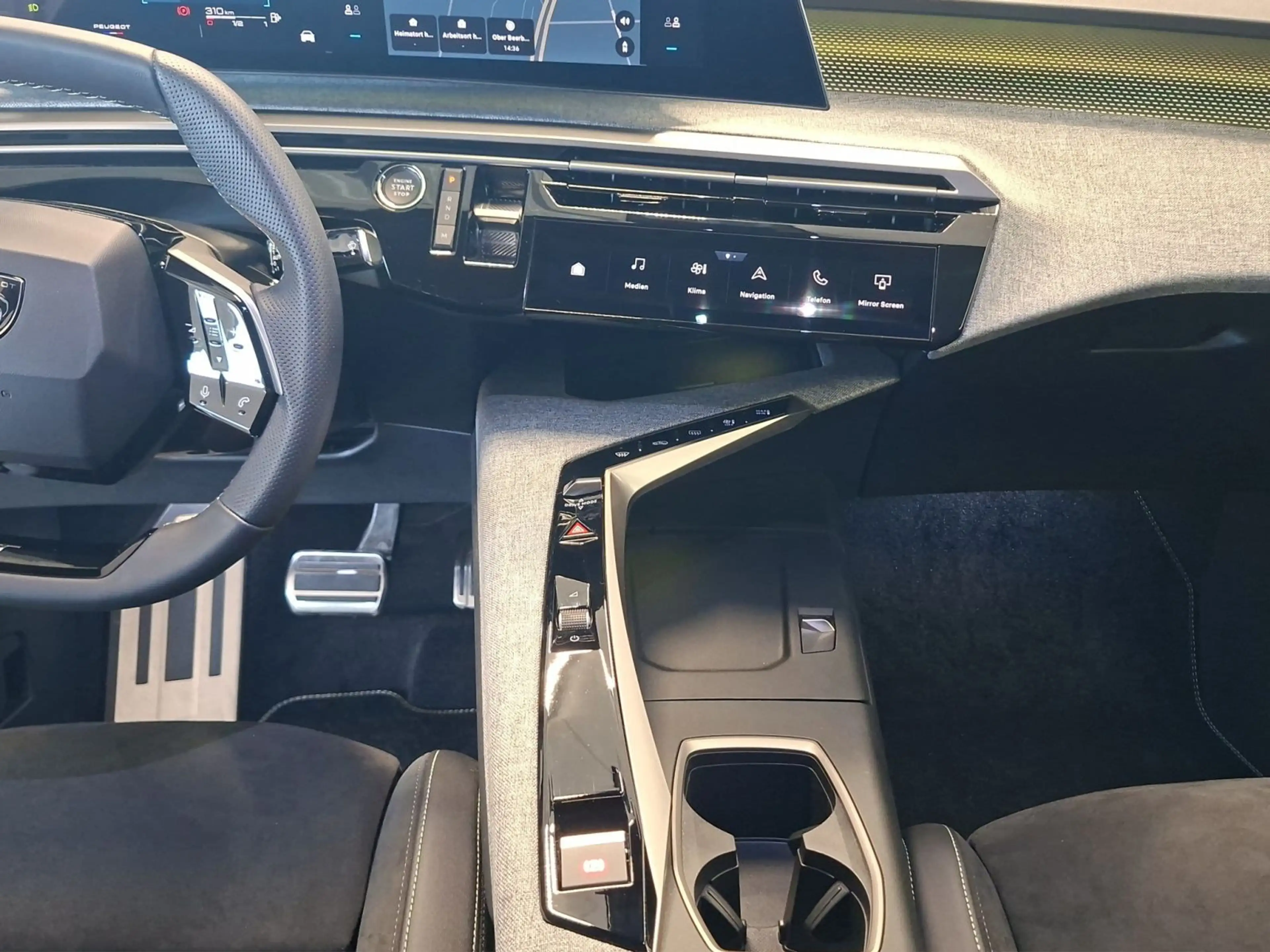 Peugeot 3008 GT HYBRID 145 e-DSC6 — photo 14