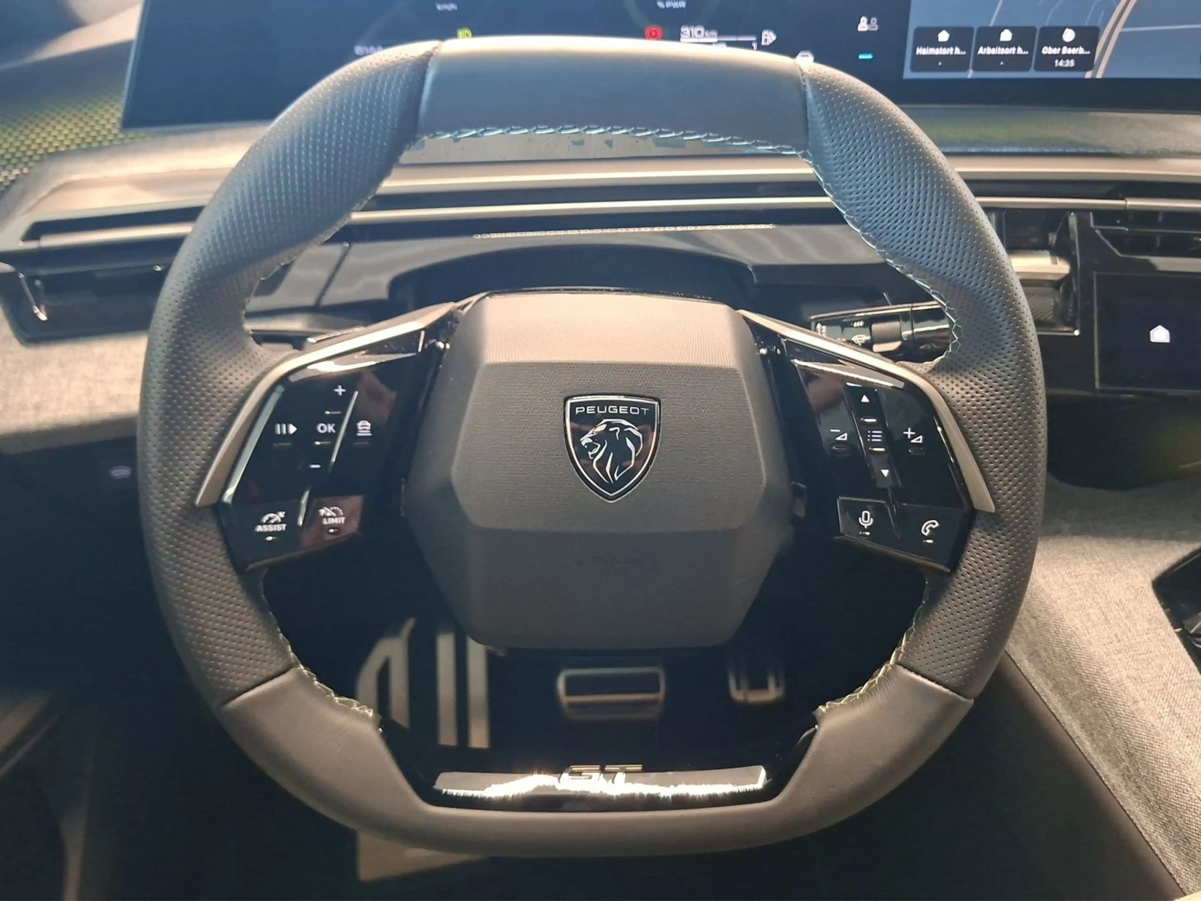 Peugeot 3008 GT HYBRID 145 e-DSC6 — photo 10
