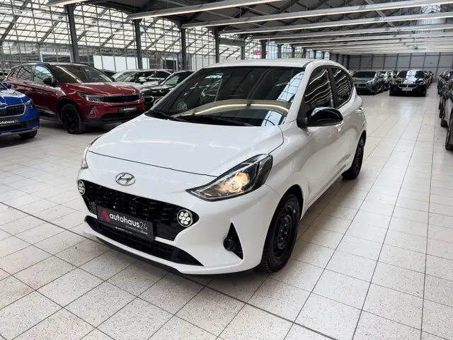 Hyundai I10 view 3
