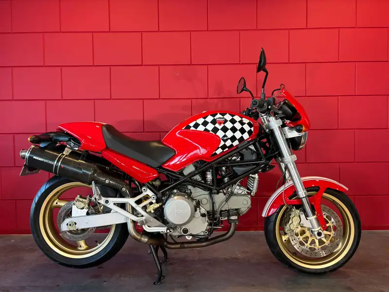 Ducati Monster 750