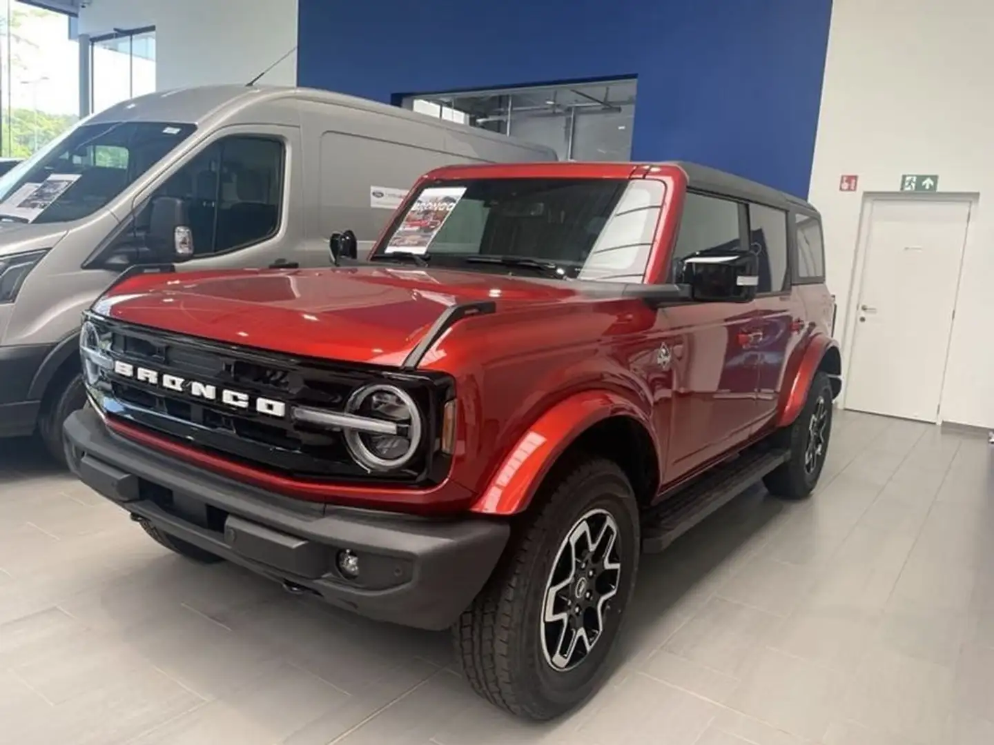 Ford Bronco EcoBoost V6 Outer Banks AUT Rouge - 1