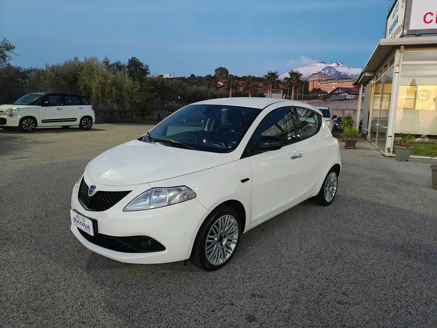 Lancia Ypsilon Ypsilon III 2011 1.3 mjt Gold s Bianco - 1