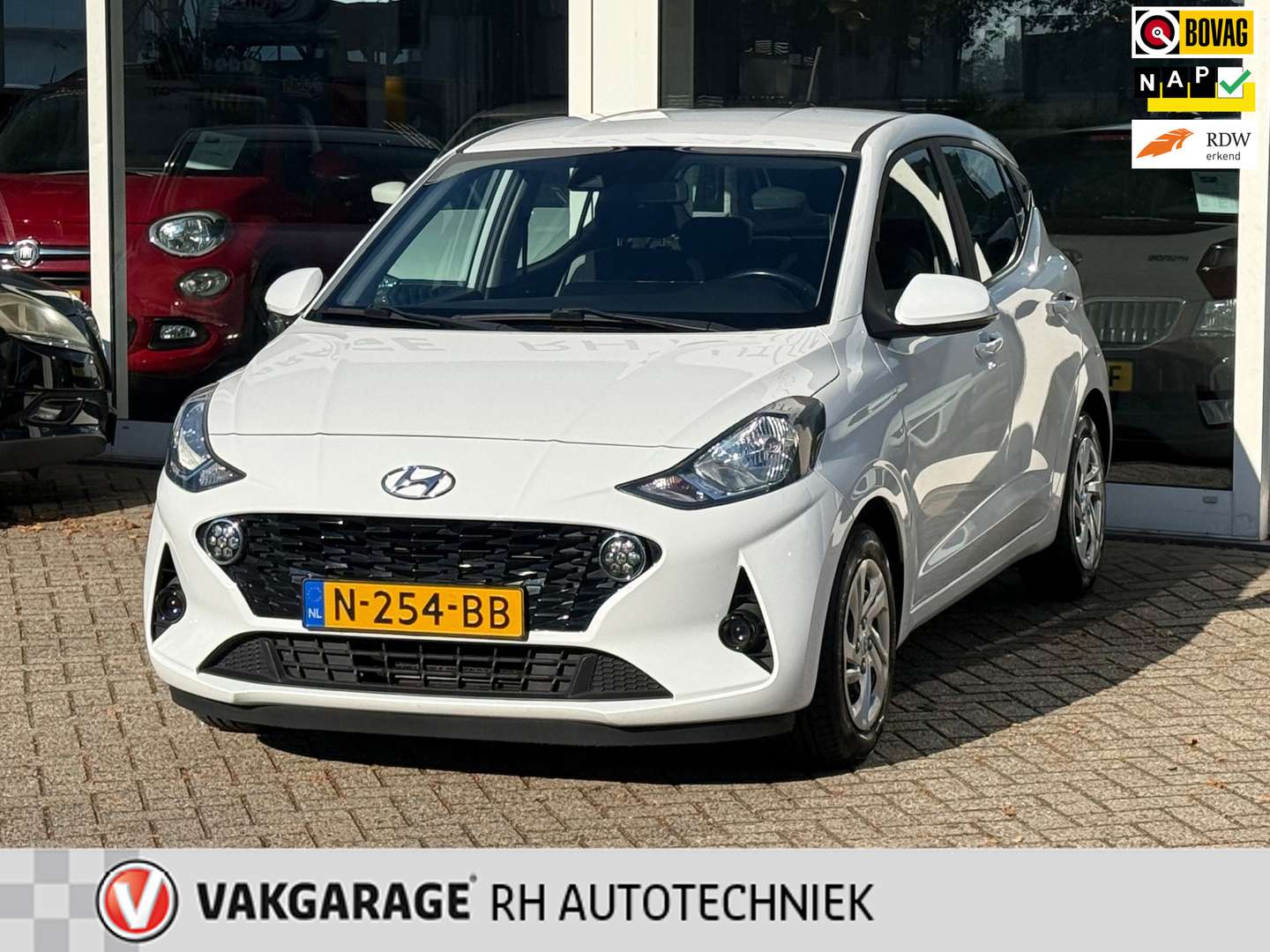 Hyundai i10 nuo 202 €/ mėn Benzinas 2021m. Hečbekas Mechaninė