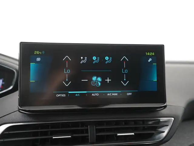 Peugeot 3008 view 18