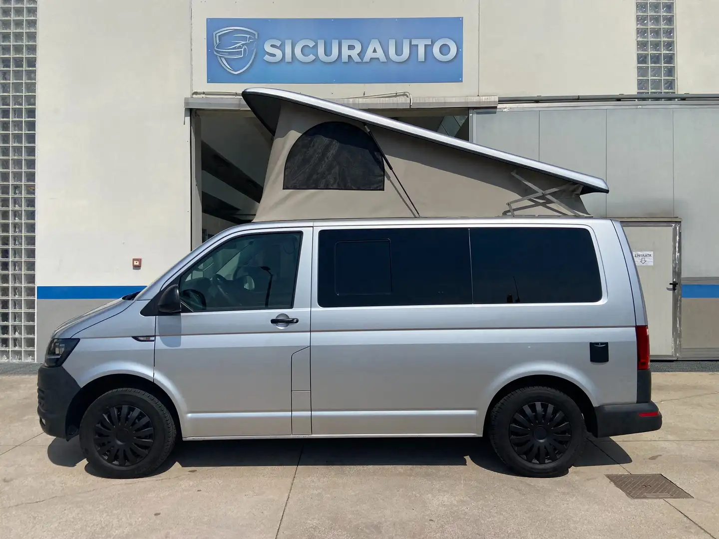 Volkswagen T6 California 2.0 TDI Allestimento Ocean 5 posti Argent - 2