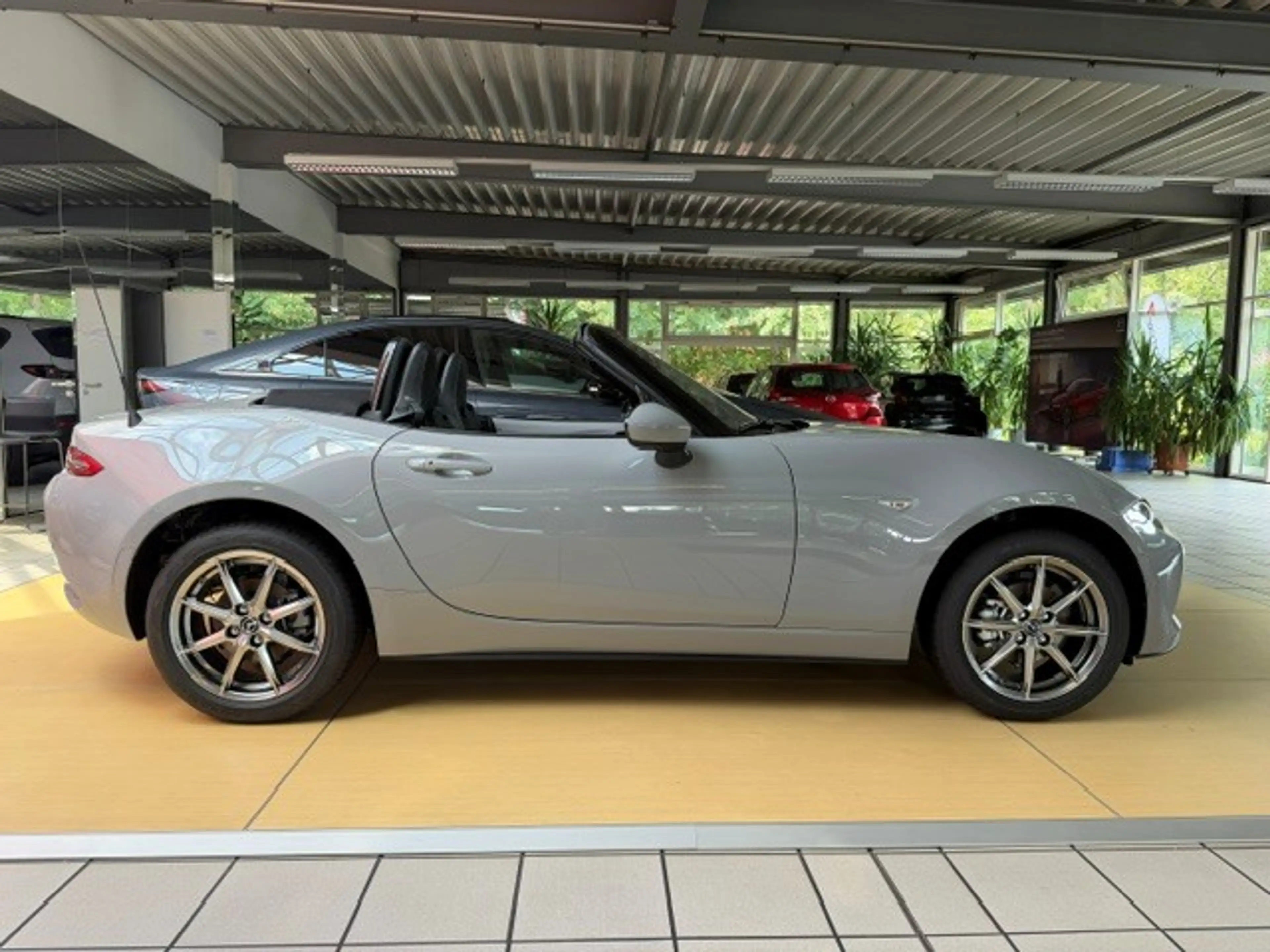 Mazda MX-5 2026 Exclusive-line 1.5L SKYACTIV-G 132 — photo 5