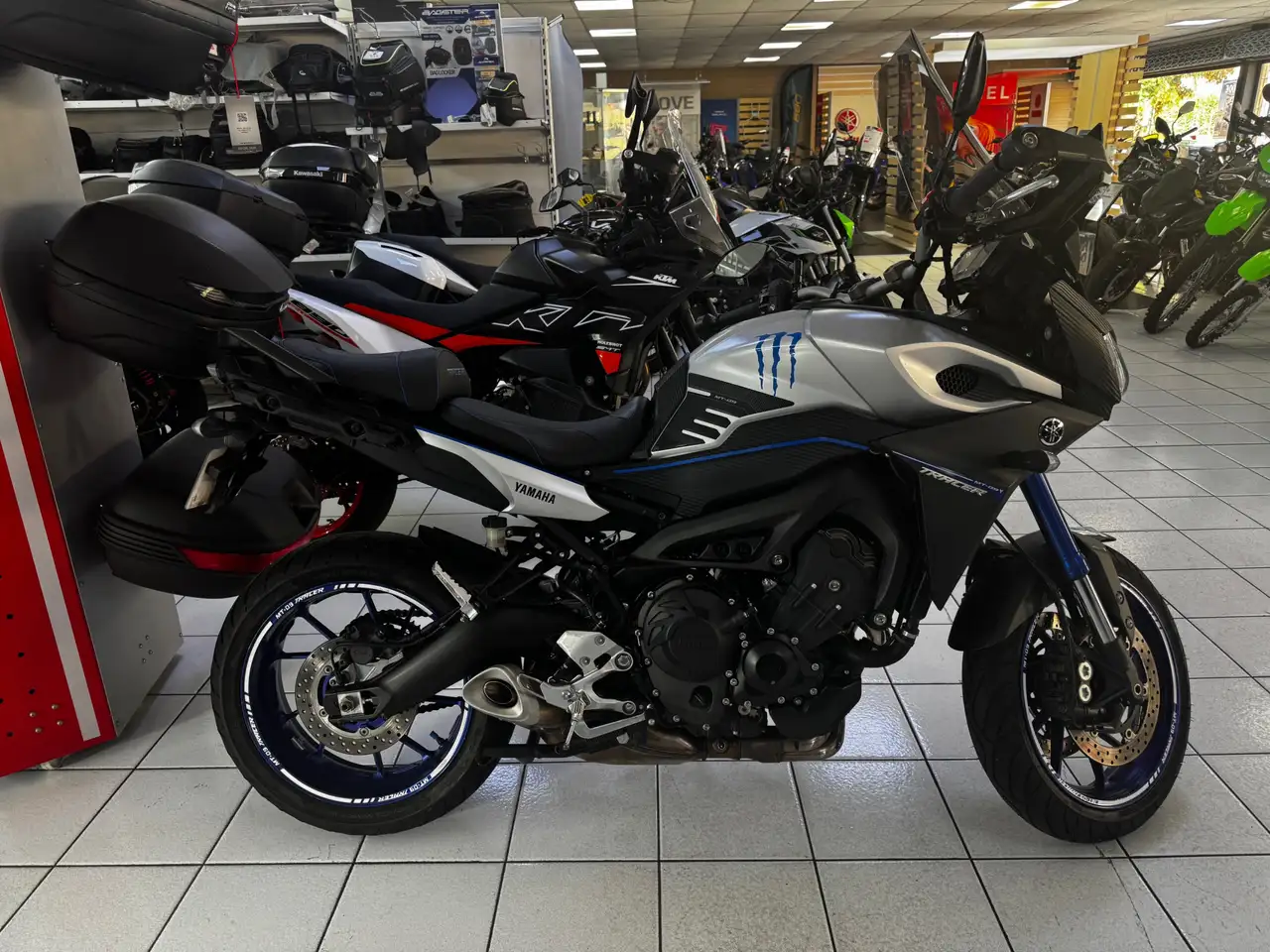 Yamaha Tracer 900