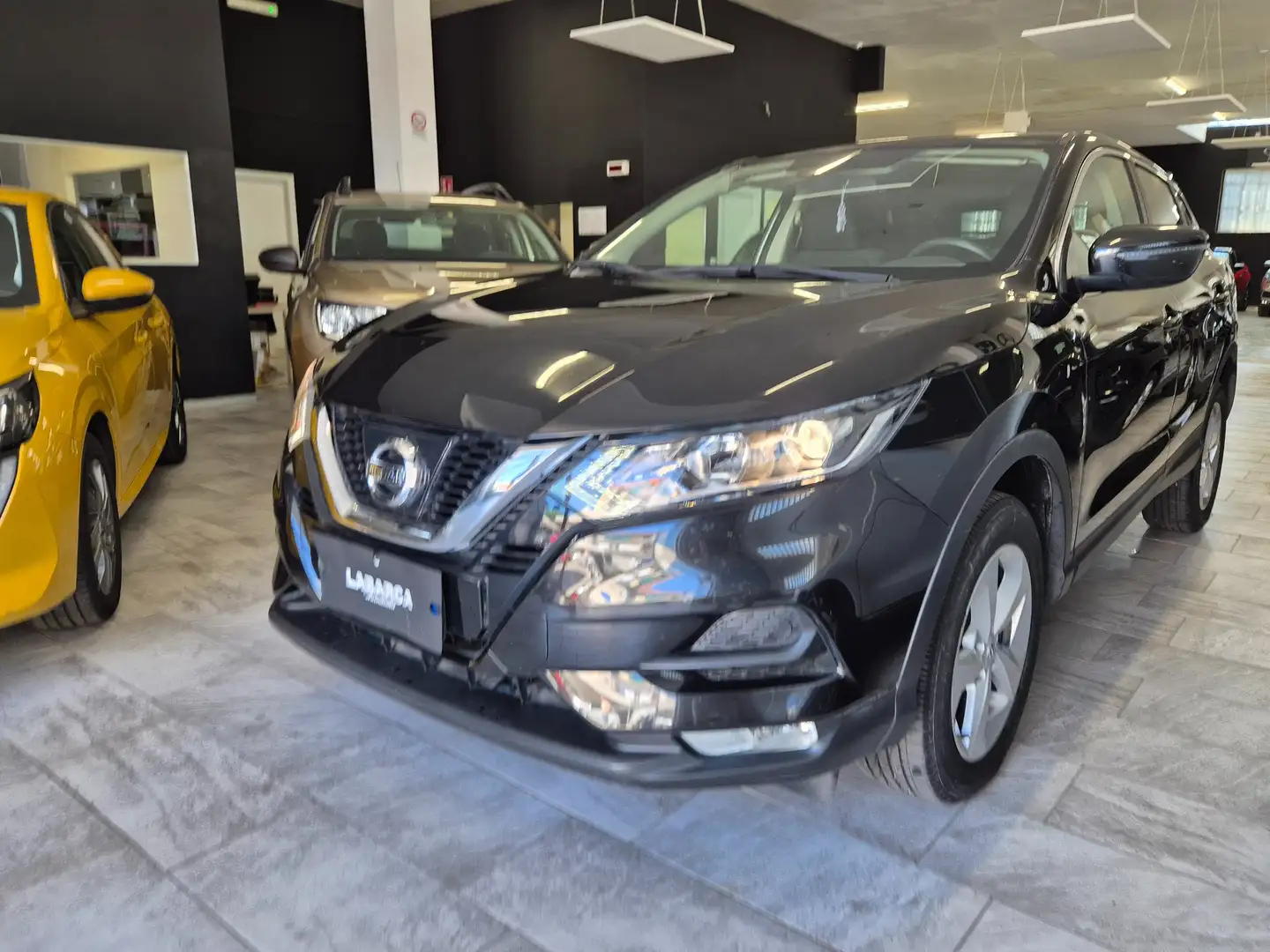 Nissan Qashqai Qashqai II 2017 1.5 dci Business 110cv Nero - 2