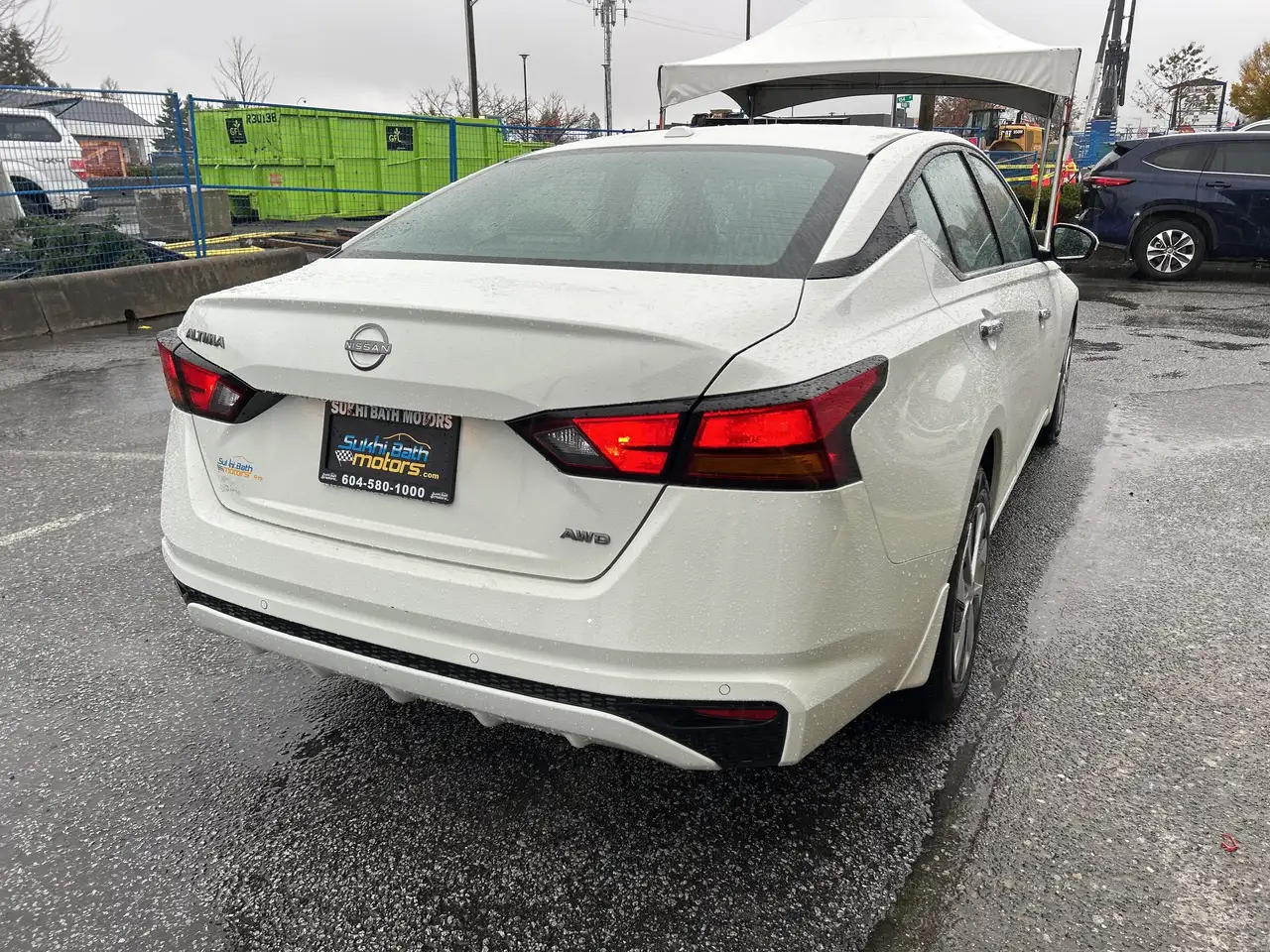 Nissan Altima снимка Nissan Altima