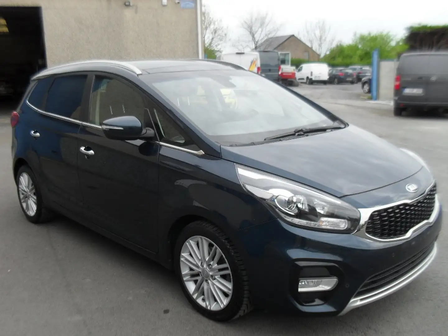 Kia Carens 1.6i Navi Edition Blauw - 2