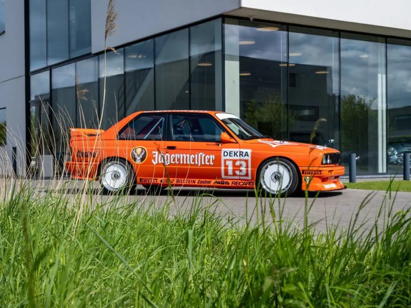 BMW M3 E30 Jägermeister Pomarańczowy - 2