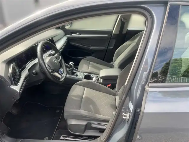 Volkswagen Golf view 8
