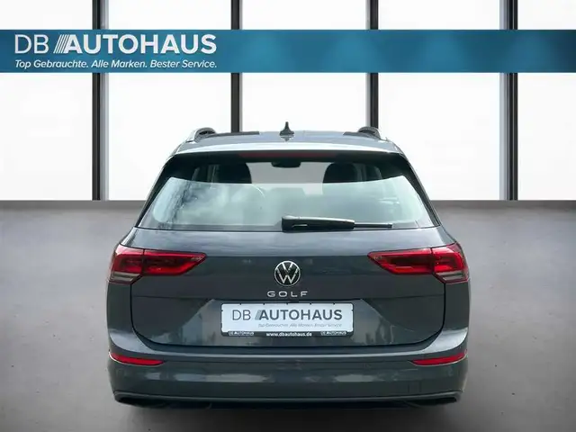 Volkswagen Golf view 5