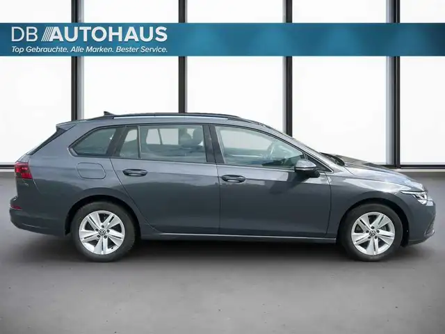 Volkswagen Golf view 3