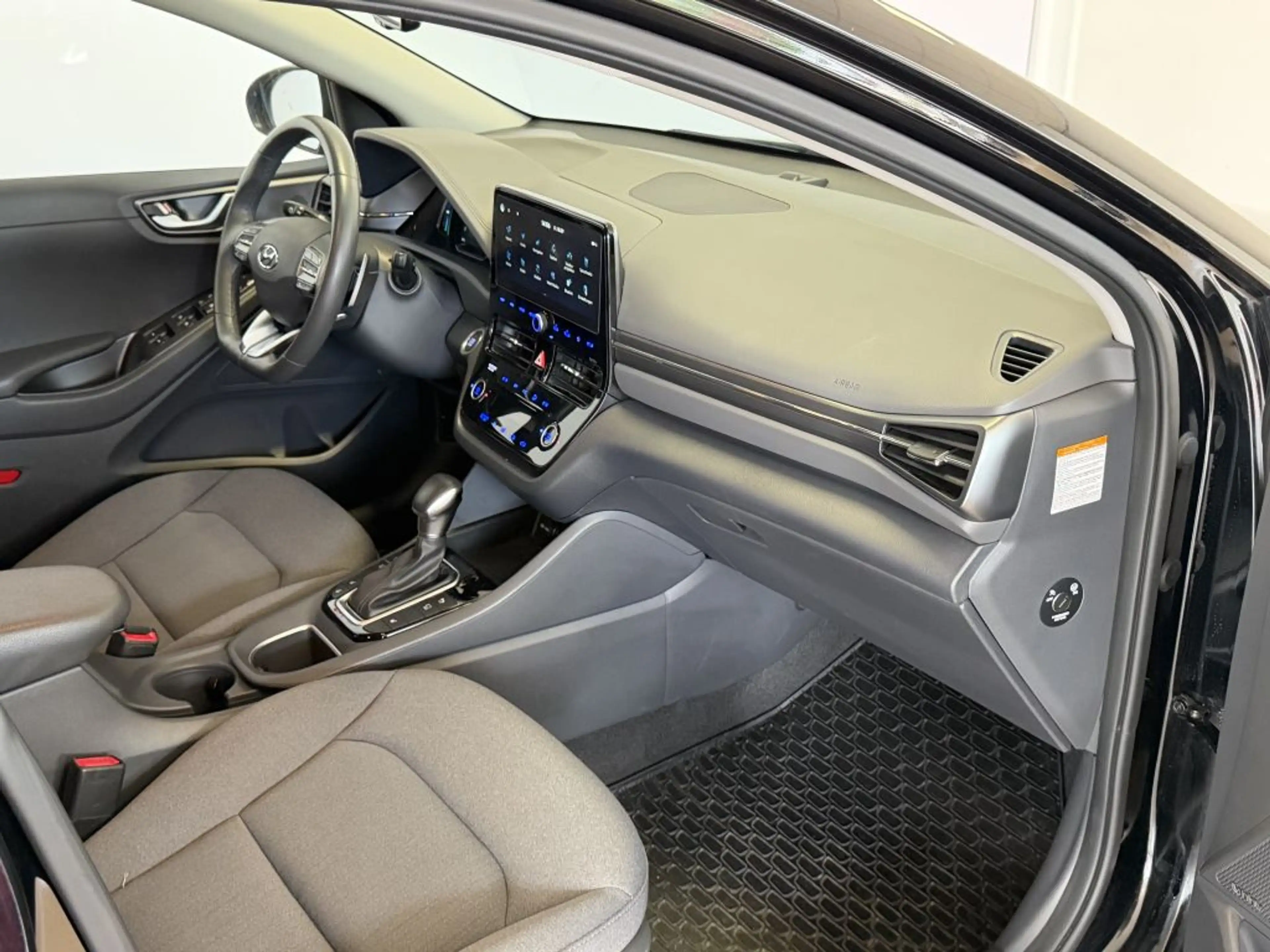 Hyundai IONIQ Hybrid 1.6 GDI Style — photo 15