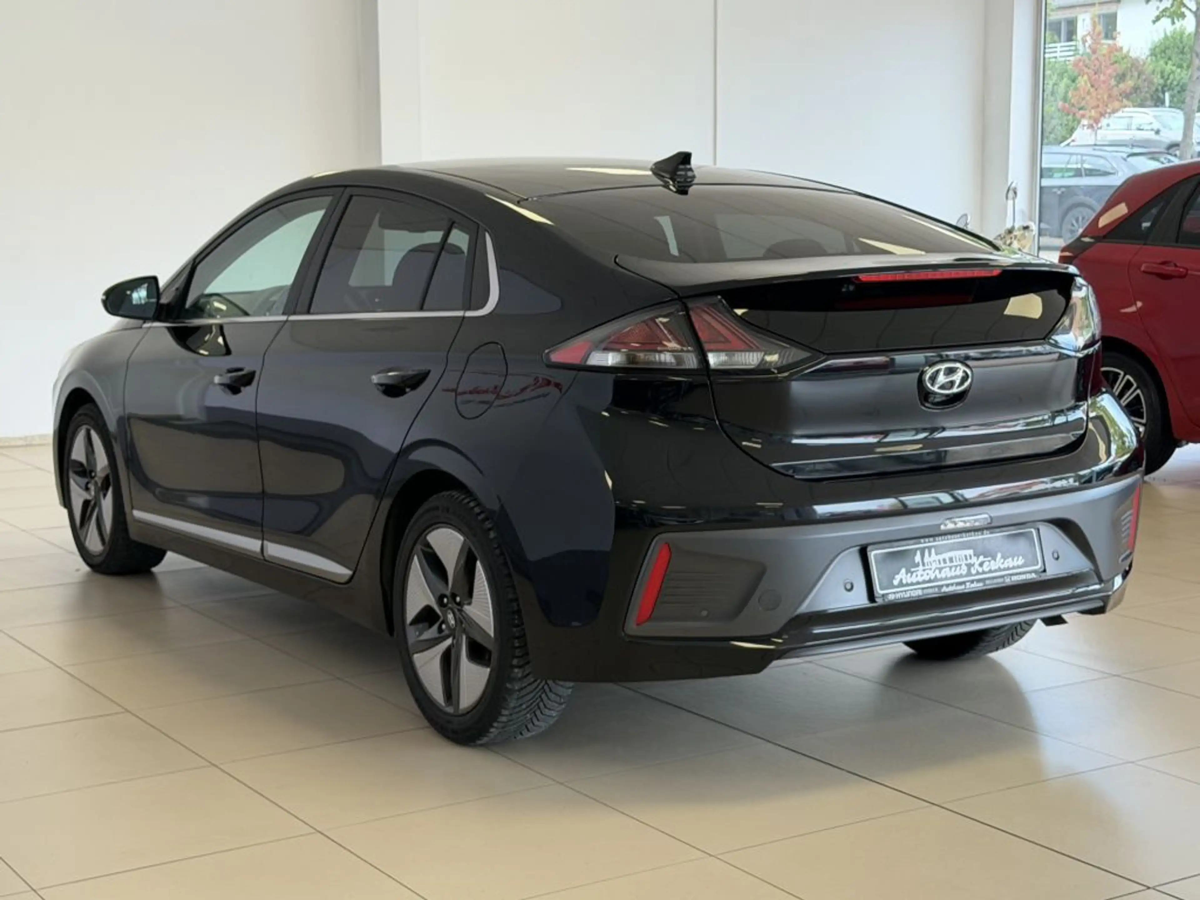 Hyundai IONIQ Hybrid 1.6 GDI Style — photo 13