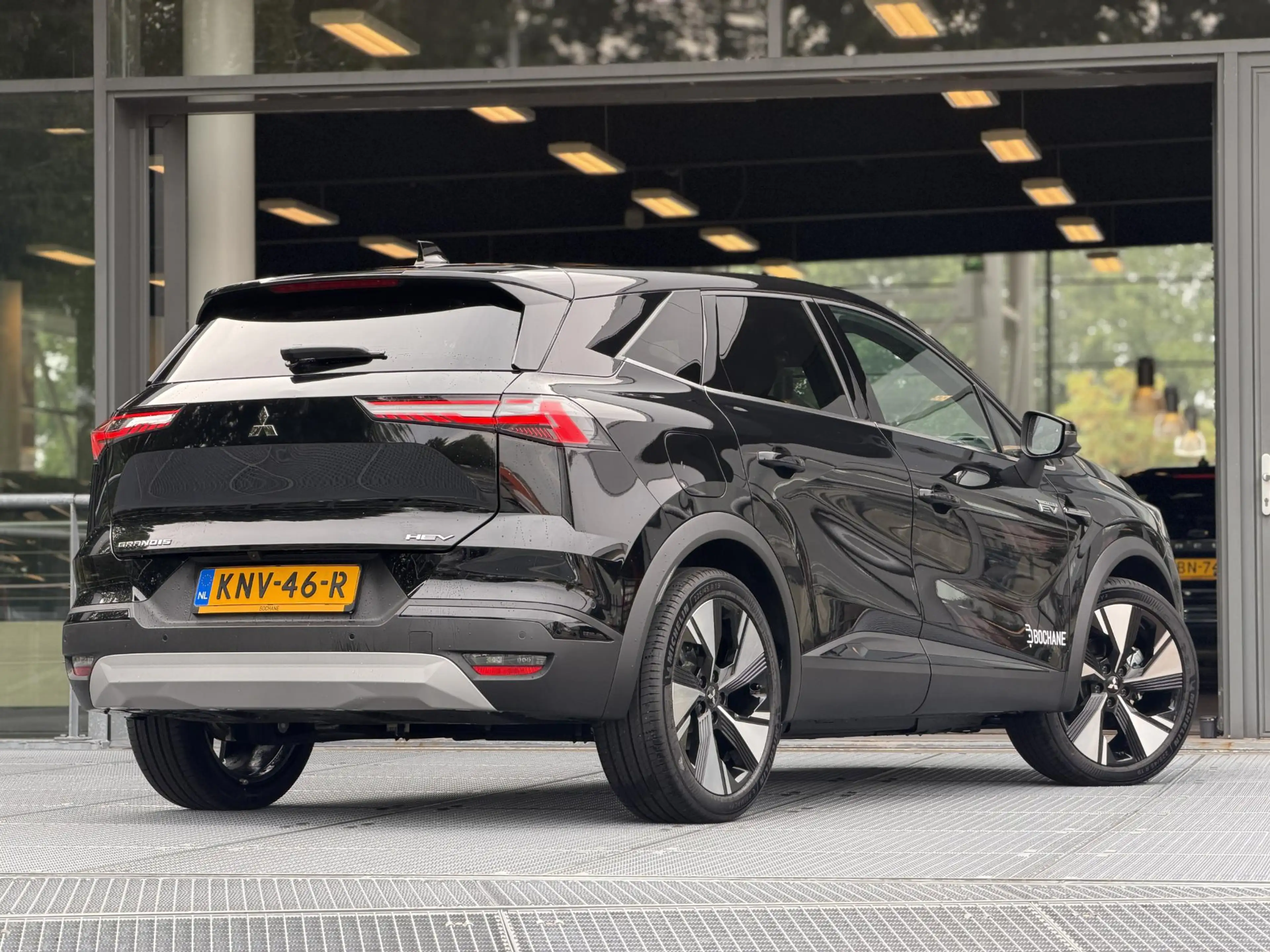 Mitsubishi Grandis 1.8 HEV Instyle | Harman Kardon | Panoramadak | Le — photo 2