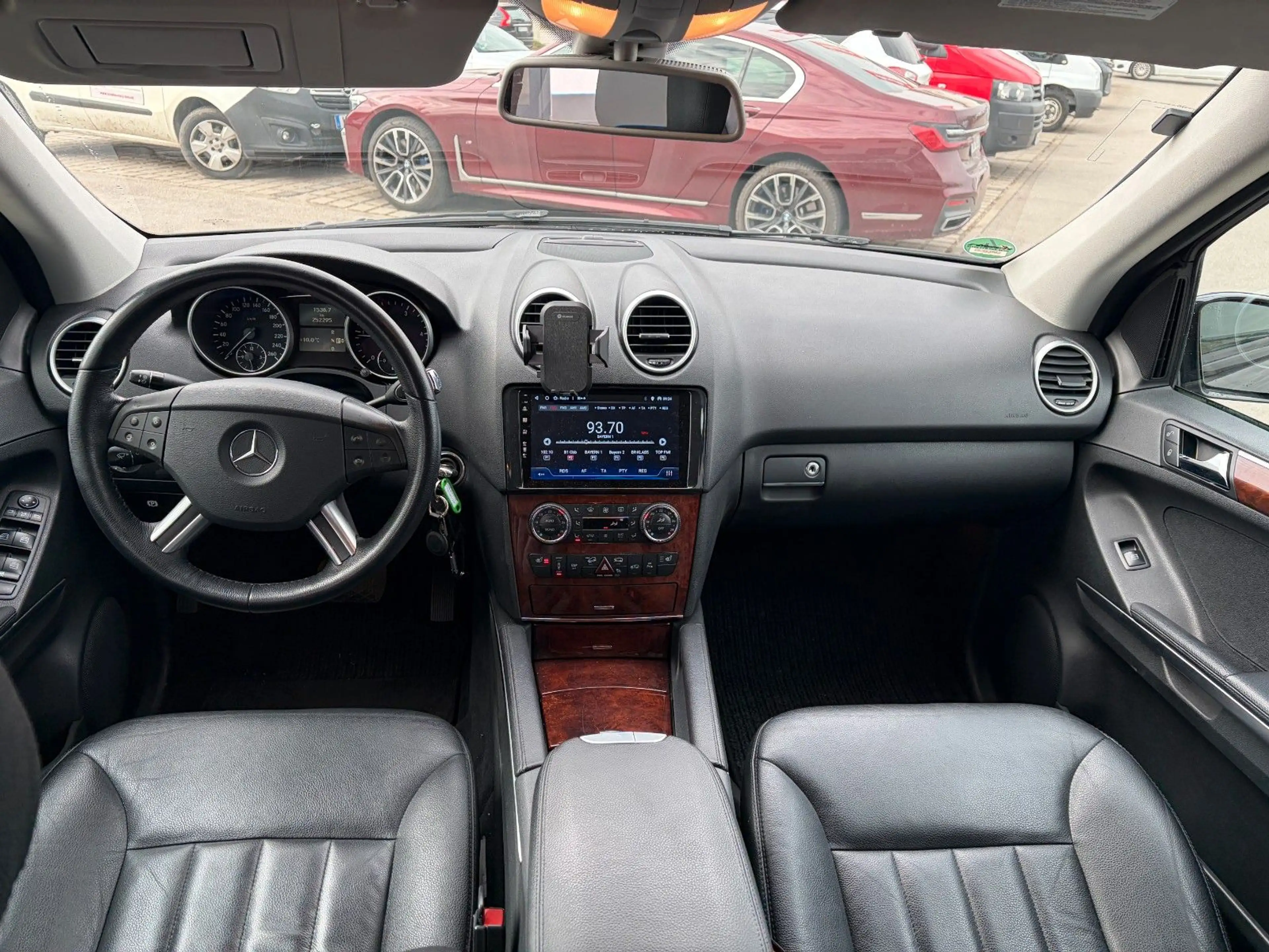 Mercedes-Benz ML 320 ML ML 320 CDI 3,5T KLIMA SITZH HU11/27 — photo 17